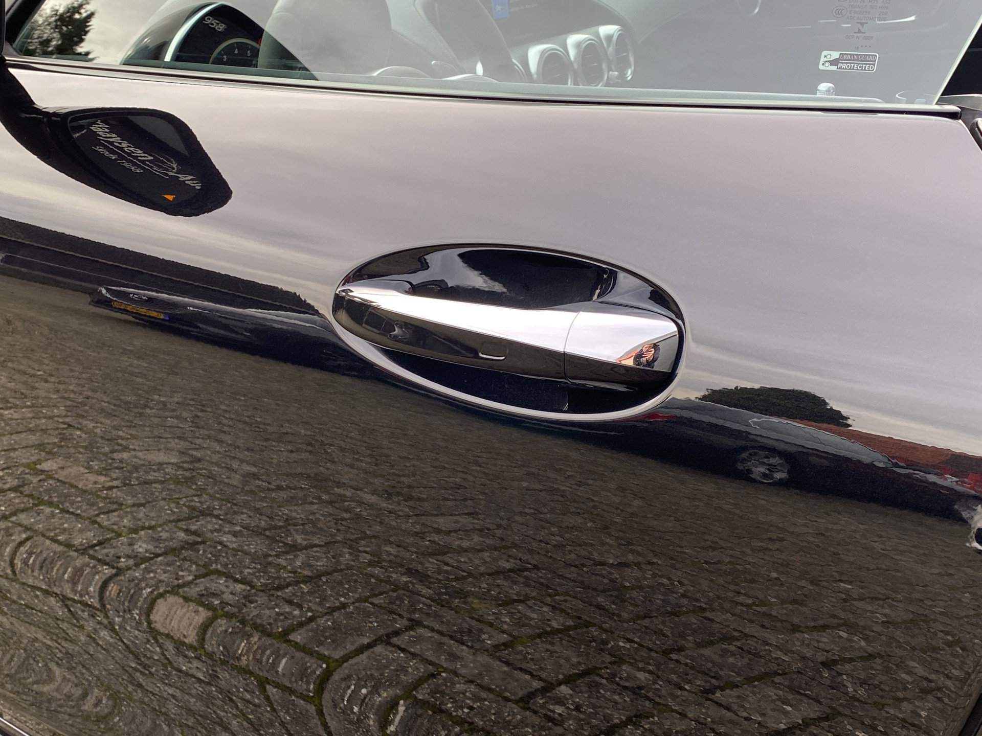 Mercedes-Benz AMG GT C Roadster 4.0 Premium V8 577 pk AUT. | dealer onderhouden | achteras besturing | memory stoel | adaptieve cruise | 360 camera