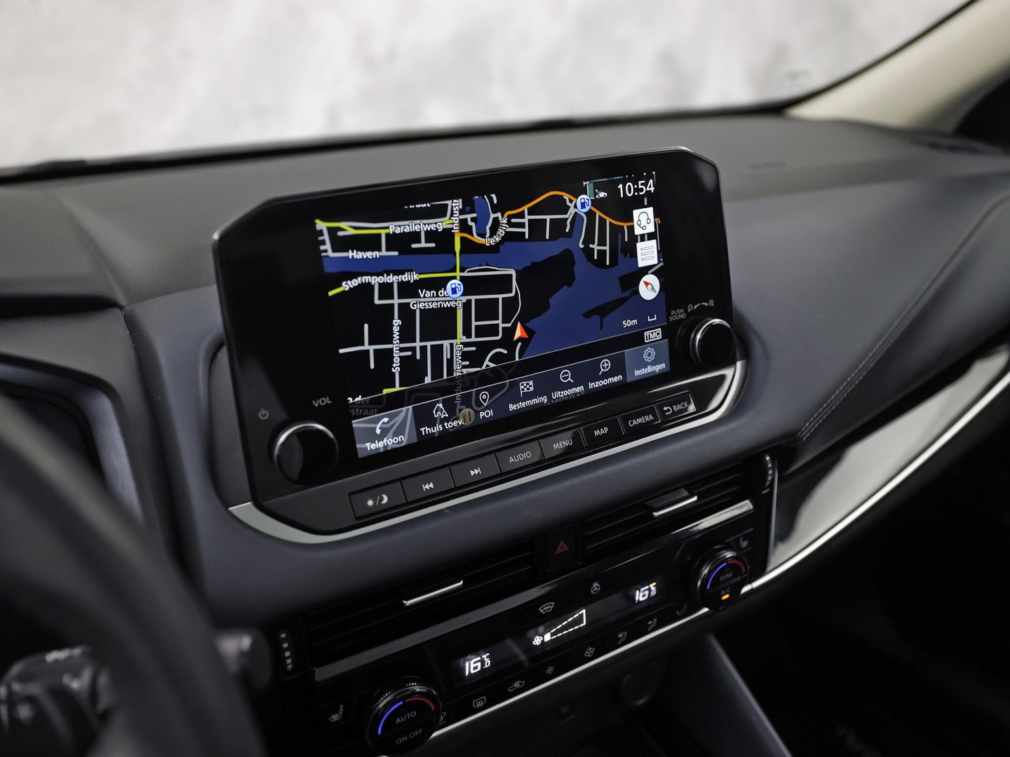 Nissan Qashqai 1.3 MHEV Xtronic Premiere Edition 158Pk Automaat (PANORAMADAK, VIRTUAL COCKPIT, APPLE CARPLAY, GROOT NAVI, 360 CAMERA, LEDER, SPORTSTOELEN, STOELVERWARMING, GETINT GLAS, ADAPTIVE CRUISE, NIEUWSTAAT)