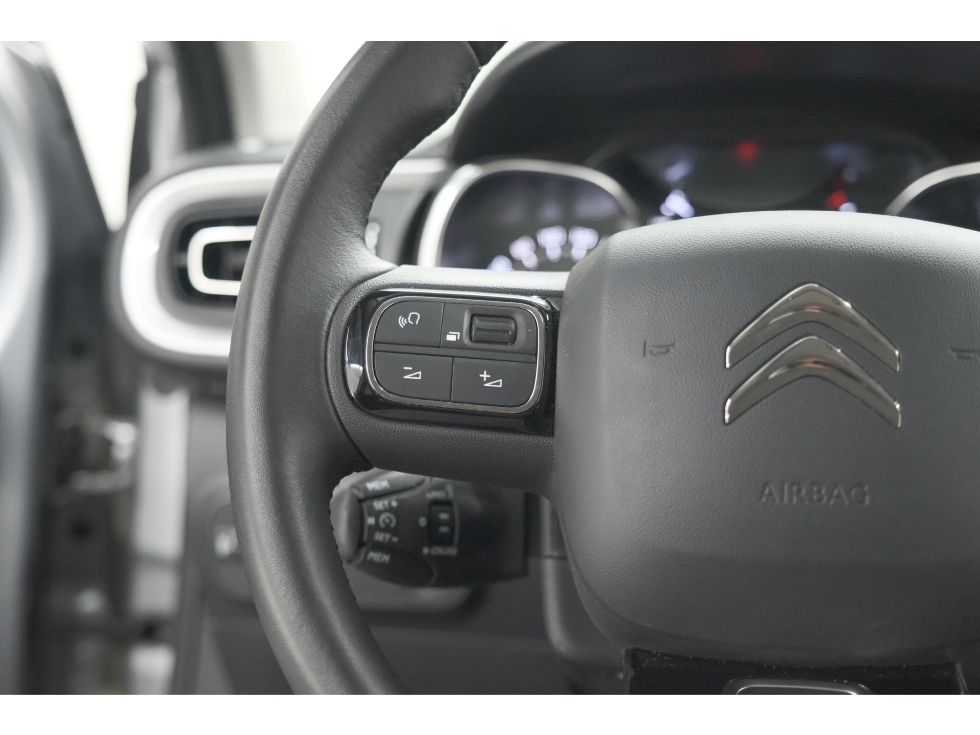 Citroen C3 PureTech 83 Max | Camera | Stoelverwarming | Navigatie | Parkeersensoren