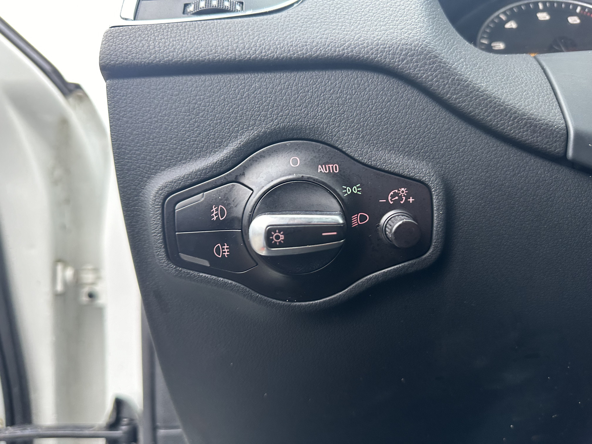 Audi Q5 2.0 TFSI Quattro (OIL PRESSURE PROBLEM) Pro Line Aut. *PANO | LUXURY-LEATHER | XENON-PLUS | NAVI-FULLMAP | PDC | AUDI-SOUNDSYSTEM | PRIVACY-GLASS | ECC | CRUISE | HEATED-COMFORTSEATS |  18"ALU*