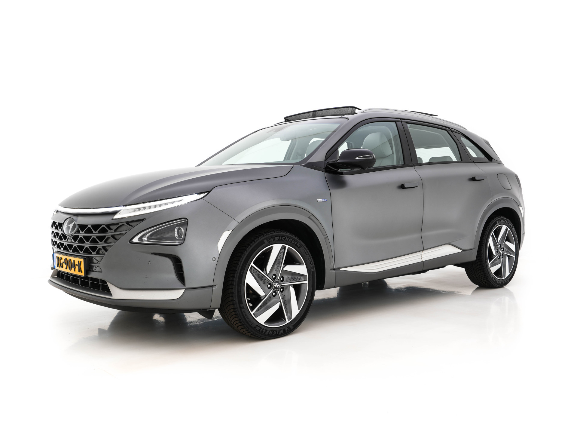 Hyundai NEXO FCEV Plus Pack [ HYDROGENIUM ] (INCL-BTW) Aut. *PANO | LEATHER | NAVI-FULLMAP | ADAPTIVE-CRUISE |  FULL-LED | KEYLESS | DAB |  KRELL-AUDIO | DIGI-WIDESCREEN-COCKPIT | SURROUND-VIEW | SHIFT-PADDLES | COMFORT-SEATS |