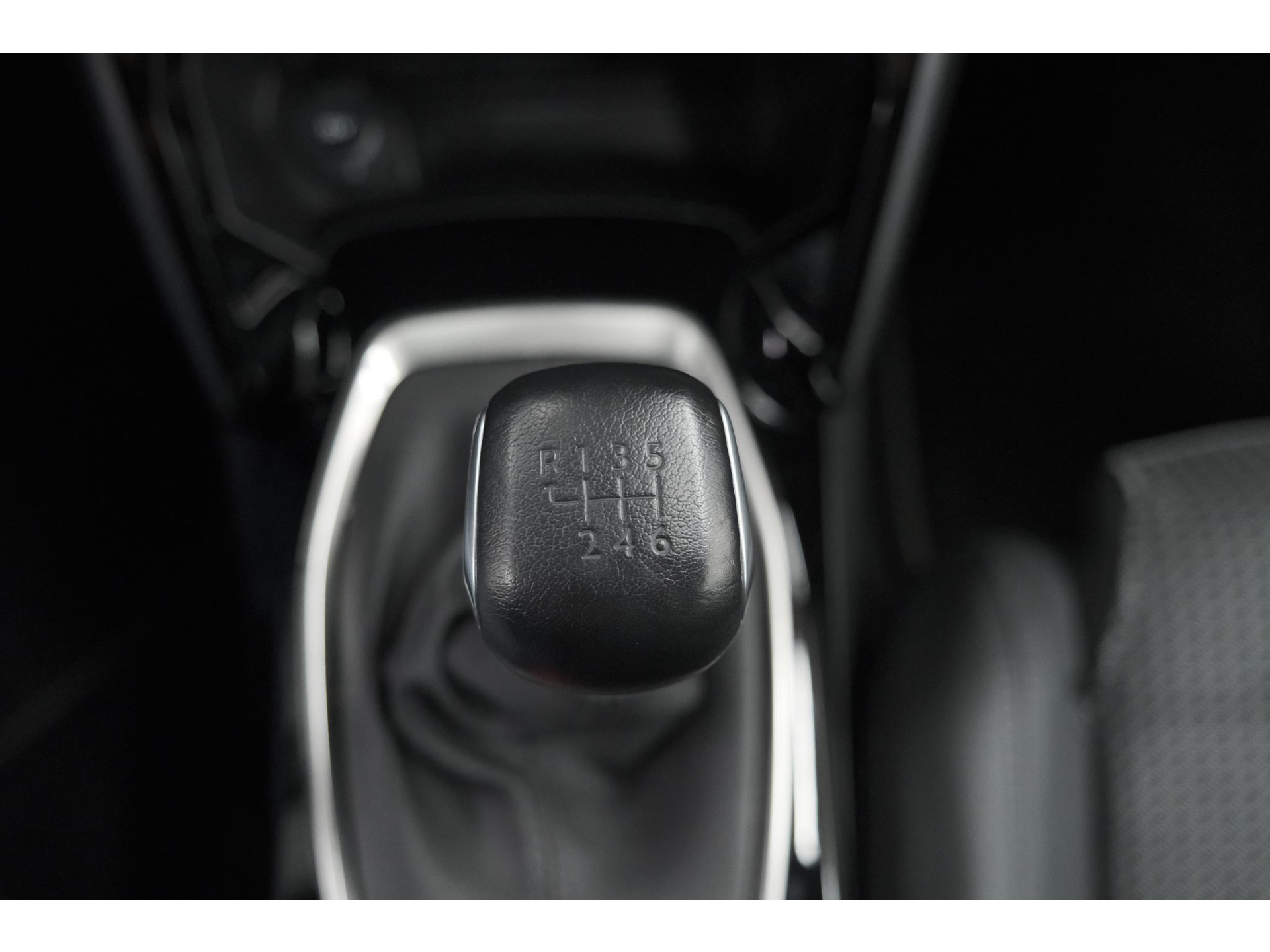 Peugeot 208 PureTech 100 GT | Camera | Adaptieve Cruise Control | Navigatie | Apple Carplay