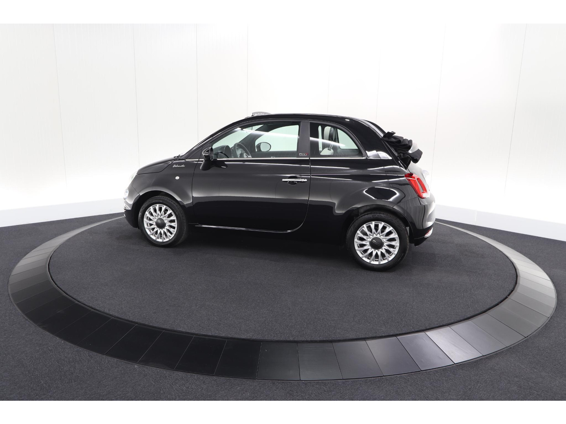 Fiat 500 C 1.0 Hybrid Dolcevita | Apple Carplay | Parkeersensoren | Climate Control