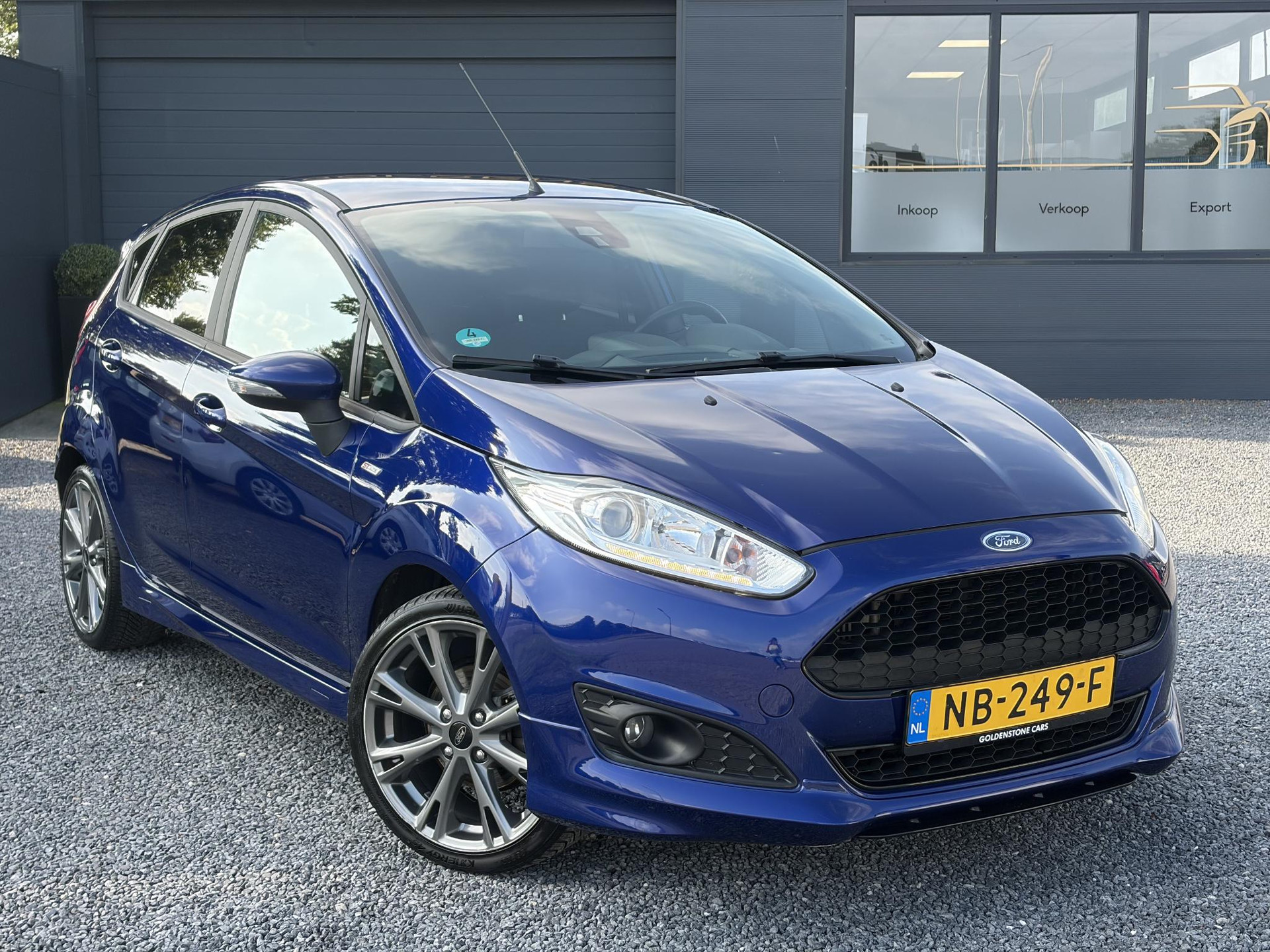 Ford Fiesta 1.0 EcoBoost ST Line 102pk l Navi l 2e Eigenaar l Airco l Cruisel 5 Deurs l  Pdc l 17''Lm velgen l Recent beurt gehad l Bj 12-2016 l N.A.P l Apk tot 01-2027