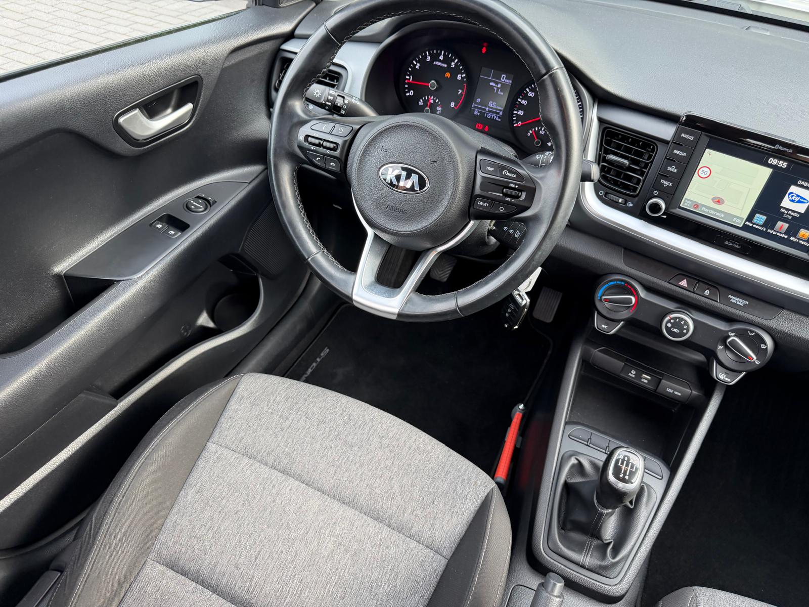 Kia Stonic 1.0 T-GDi DynamicLine | 2E EIGENAAR | 3/6/12MND GARANTIE | DAB | CARPLAY | NAVI | CRUISE | LMV |