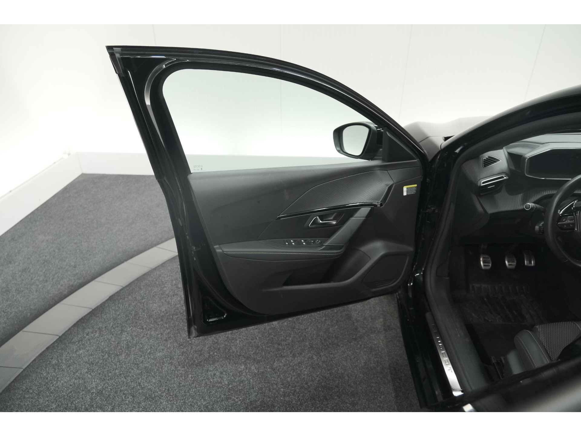 Peugeot 208 PureTech 100 GT | Camera | Navigatie | Apple Carplay | Parkeersensoren