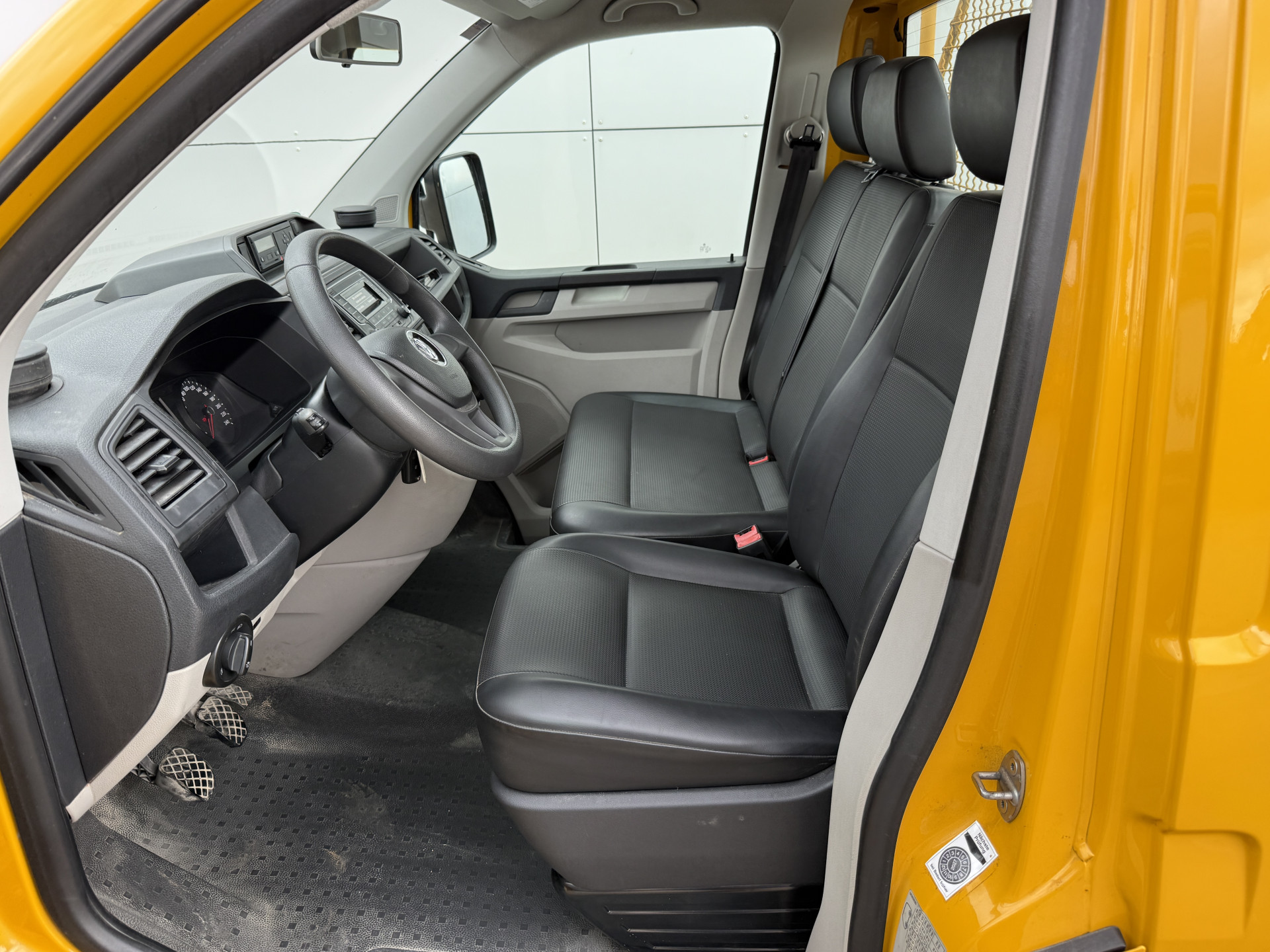 Volkswagen Transporter T6 150PK Open Laadbak Cruise Control Airco 2.2T Trekhaak Pritische Pickup Open Box