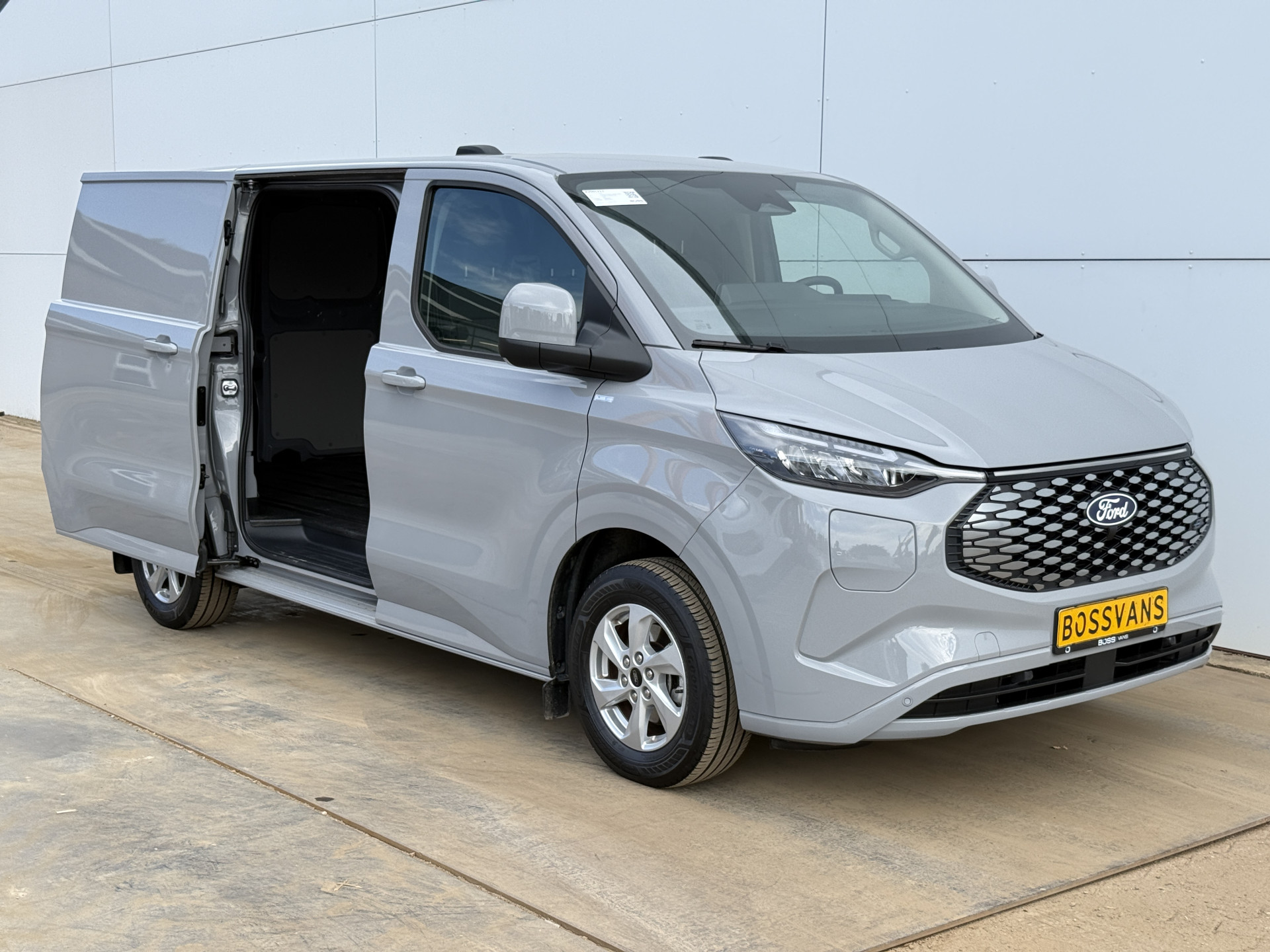Ford e-Transit Custom 65 kWh 218PK Elektrisch 344km WLTP 2300kg Trekvermogen BEV Snelladen Stoelverwarming LED Cruise Control Camera Carplay Parkeersensoren v+a