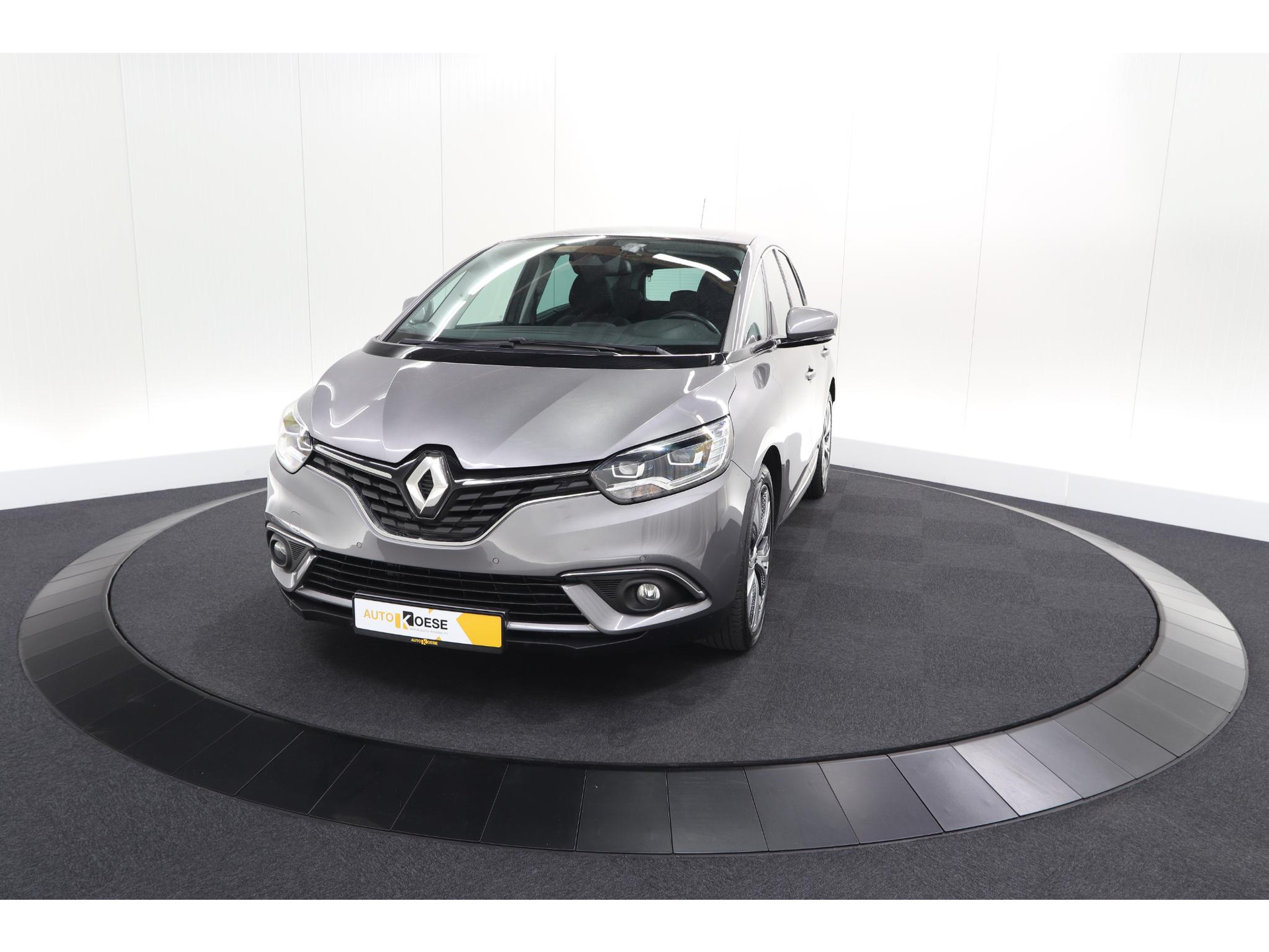 Renault Scénic TCe 130 Intens | Trekhaak | Panoramadak | Camera | Apple Carplay | Dodehoekdetectie