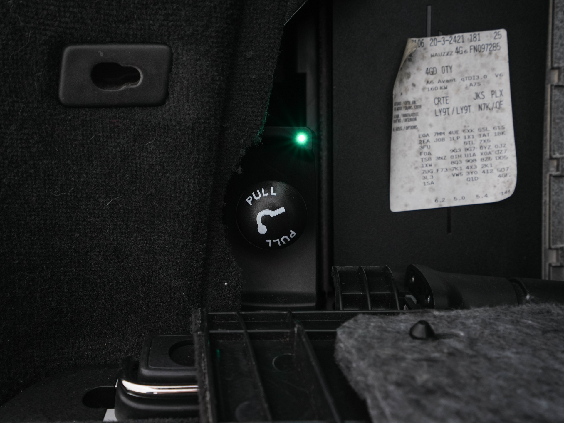 Audi A6 Avant 3.0 TDI Quattro S-Line Aut. *PANO | NAVI-FULLMAP | LEATHER-ALCANTARA | BI-XENON | BOSE-SURROUND | DAB | CAMERA | ECC | HEATED-SPORTSEATS | PDC | CRUISE | TOWBAR | KEYLESS | 20"ALU*