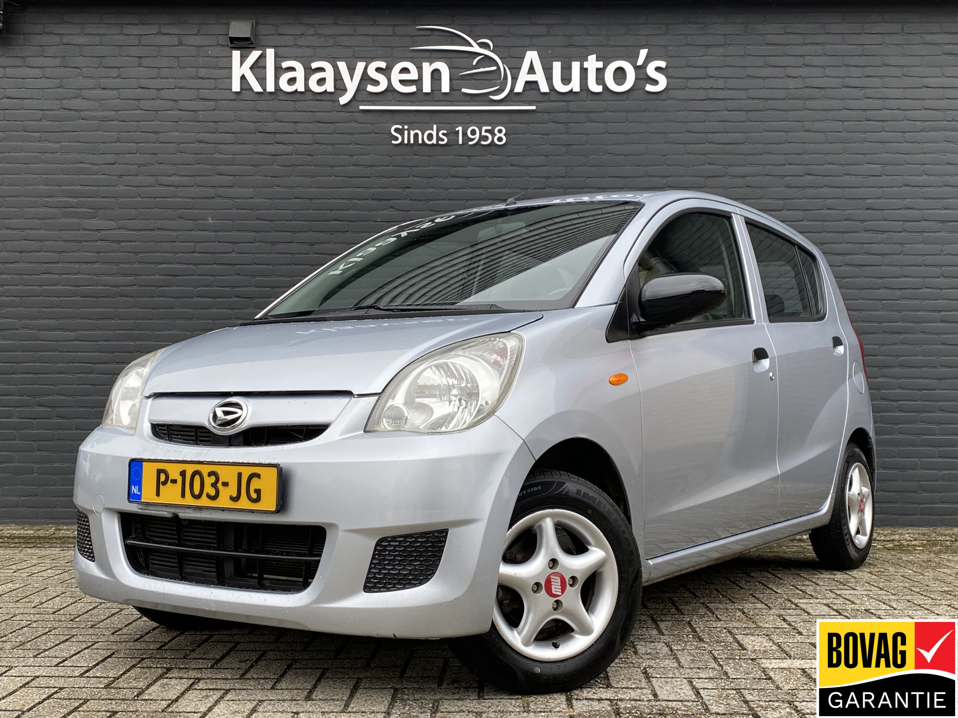 Daihatsu Cuore 1.0 Trend | airco | stuurbekrachtiging | airbags | radio cd speler | lichtmetalen velgen