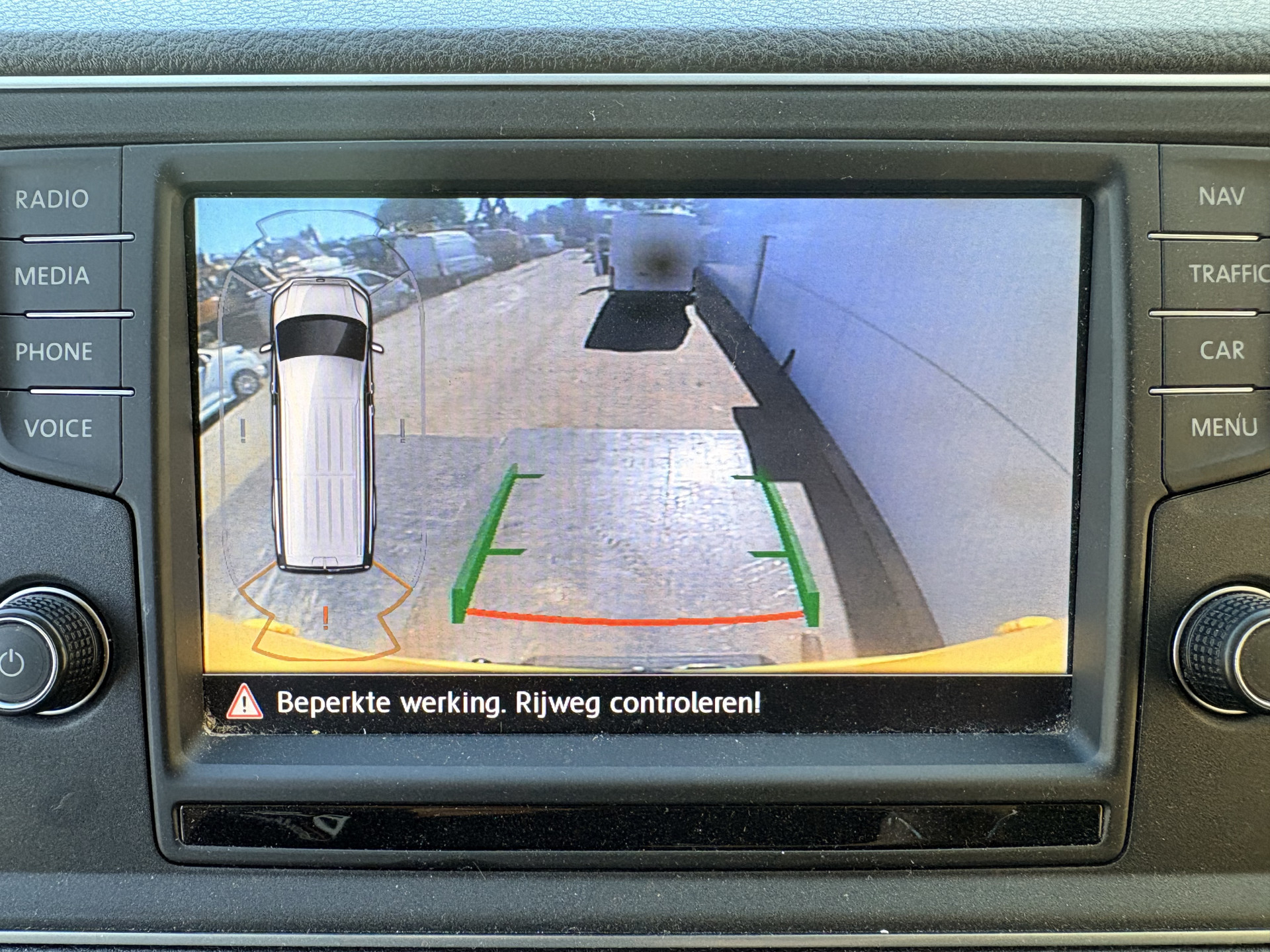 Volkswagen Crafter e-Crafter 36kWh 136PK Elektrisch Koelwagen Zanotti Nachtkoeling LED Climate Control Cruise Control Carplay Camera Parkeersensoren 360° Frigo Koeler Kühlwagen Night Cooling