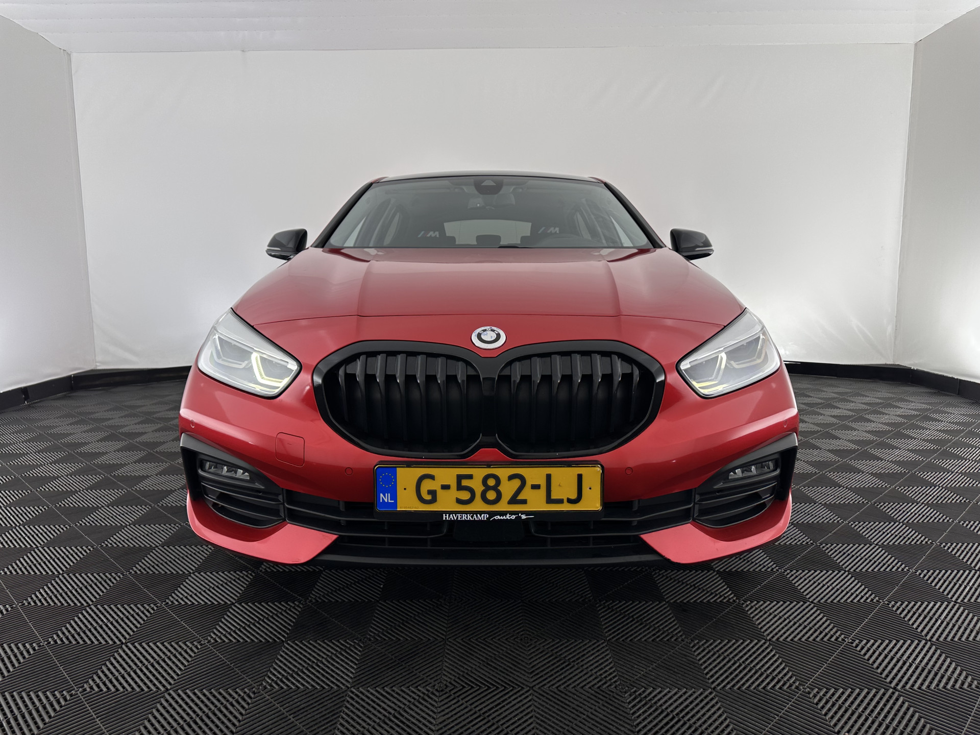 BMW 1-serie 116D EXECUTIVE EDITION *DIGI-COCKPIT | FULL-LED | NAVI-FULLMAP | AMBIENT-LIGHT | CRUISE | KEYLESS | PRIVACY-GLASS | ECC | PDC | 16"ALU*