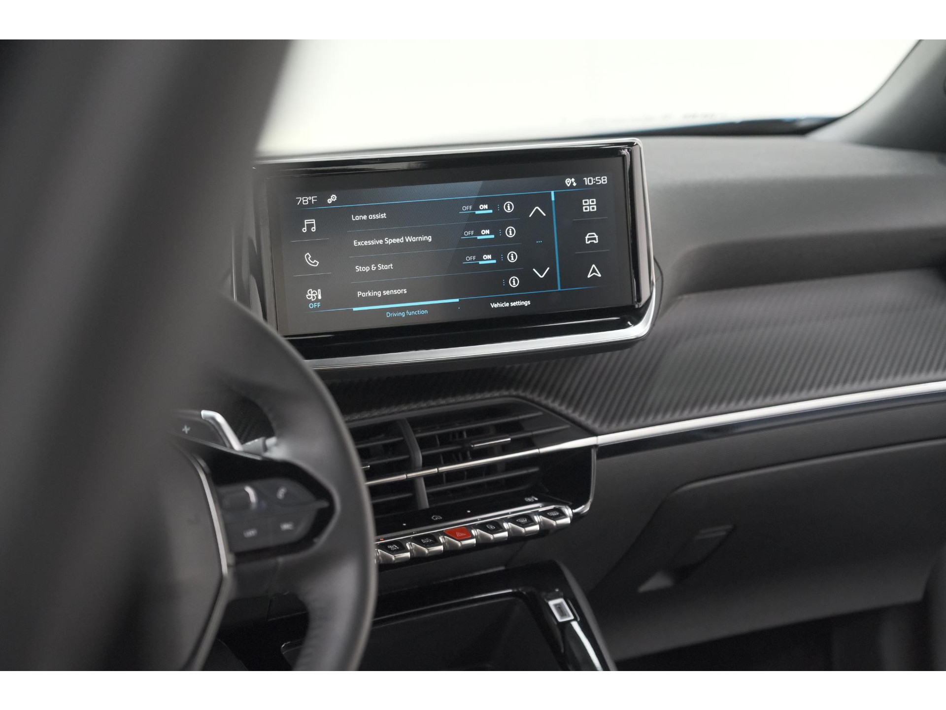 Peugeot 2008 Hybrid 136 e-DCS6 Style | Apple Carplay | Parkeersensoren | Climate control