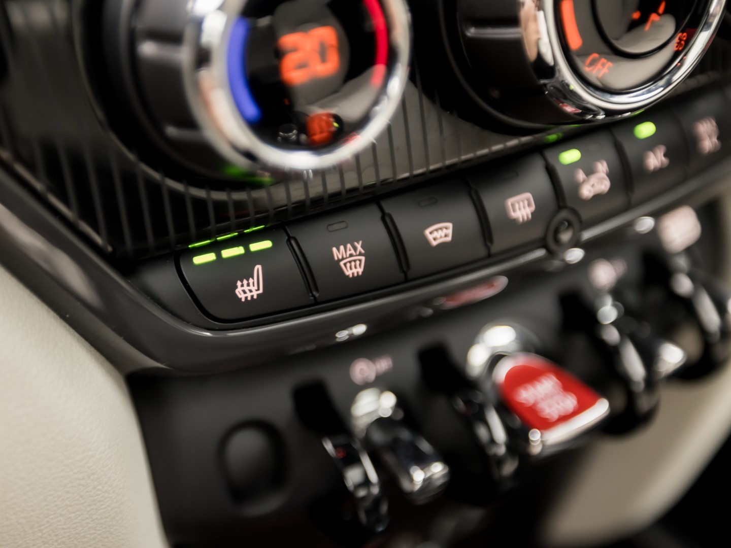 MINI Countryman 2.0 Cooper S John Cooper Works Chili 192Pk Automaat (PANORAMADAK, GROOT NAVI, LEDER, HARMAN/KARDON, CAMERA, STOELVERWARMING, SPORTSTOELEN, GETINT GLAS, NIEUWSTAAT)