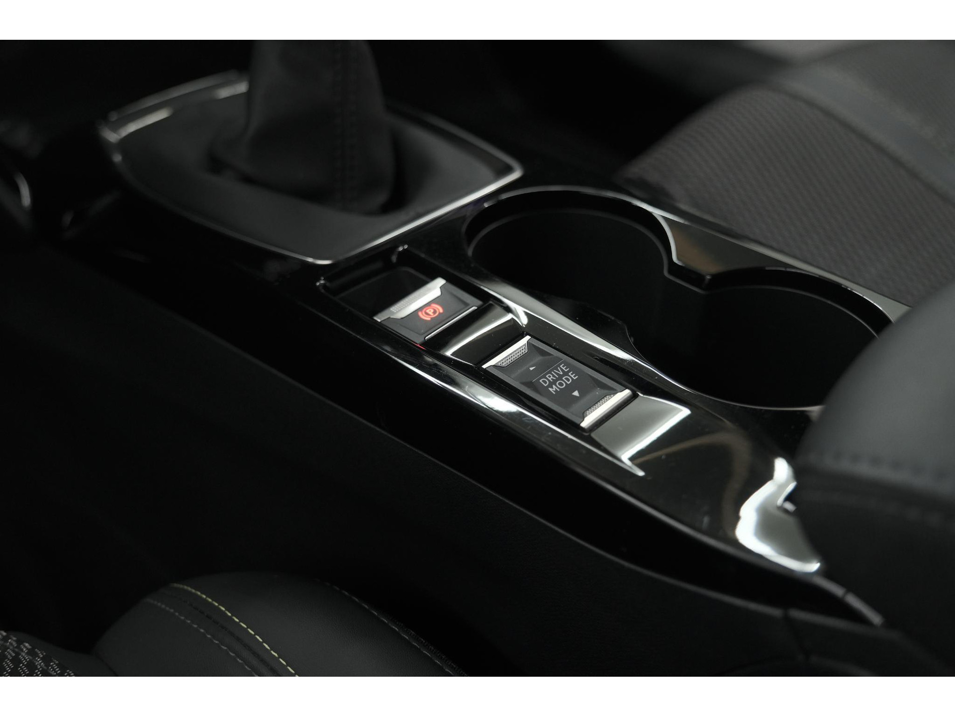 Peugeot 208 PureTech 100 GT | Camera | Navigatie | Apple Carplay | Parkeersensoren