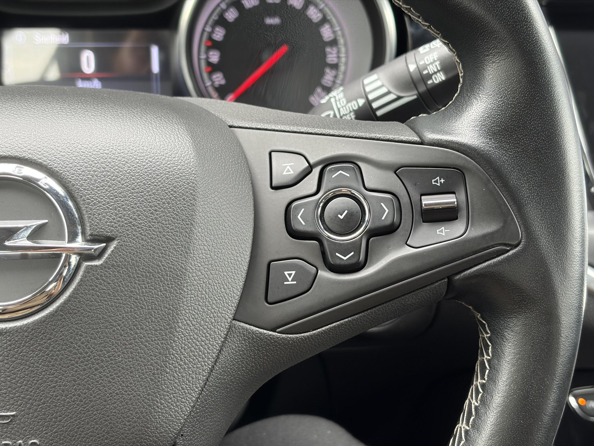 Opel Astra 1.4 Innovation ✓2e Eigenaar✓Carplay✓Navi✓150pk✓Keyless✓6 Bak✓Halfleder✓Rijstrooksensor✓Pdc V+A✓Clima✓Cruise✓Lm velgen✓Bj 12-2016✓N.A.P✓Apk tot 09-2027