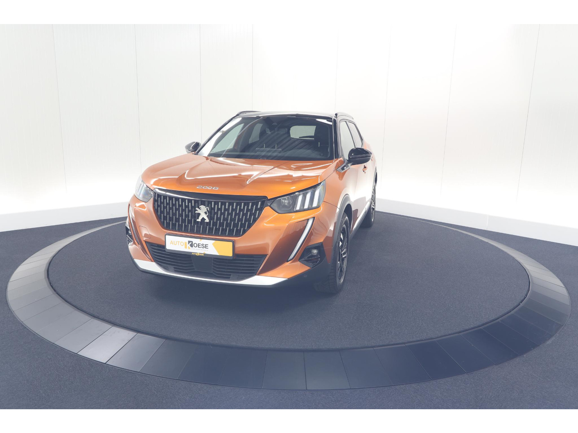 Peugeot 2008 PureTech 130 GT Pack | Leer-pakket | Camera | Dodehoekdetectie | Apple Carplay | Stoelverwarming