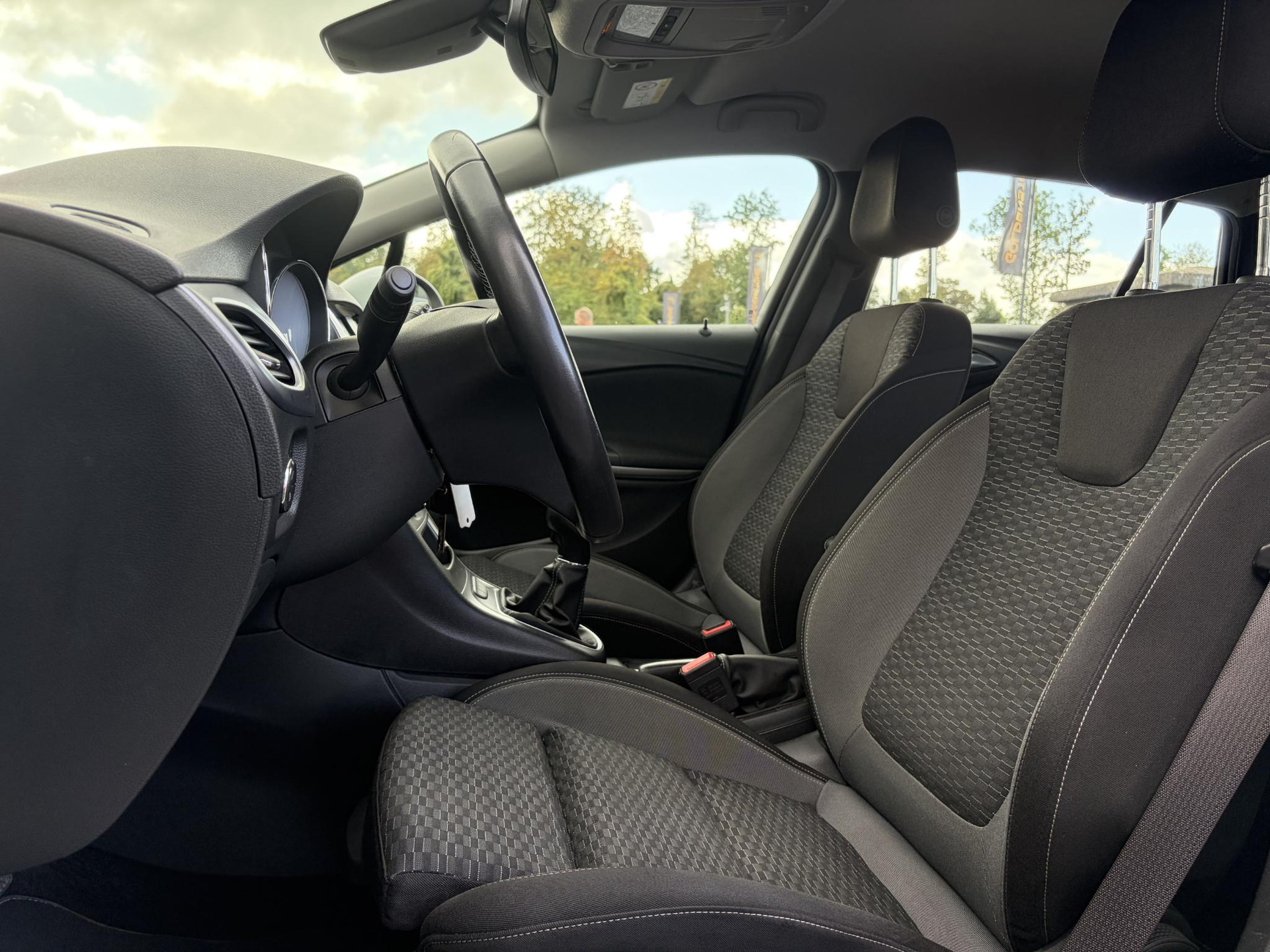 Opel Astra Sports Tourer 1.2 Edition ✓Camera ✓110pk✓2e Eigenaar✓Carplay✓Navi✓Airco✓Cruise✓Pdc✓LED koplampen✓N.A.P.✓6 Bak✓Pdc V+A✓Lm velgen✓Dakdragers ✓Comfortstoelen✓Bj 11-2020✓Apk tot 07-2028