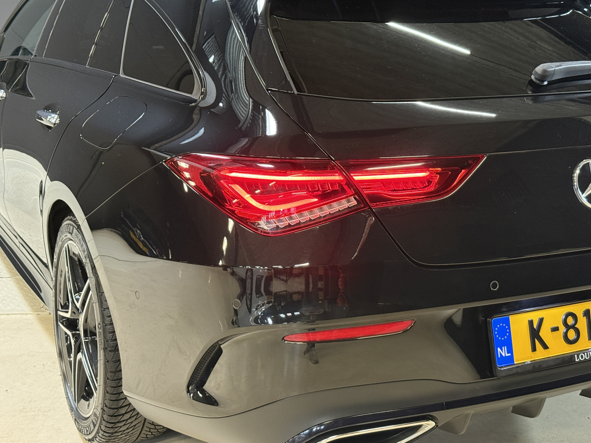 Mercedes-Benz CLA-klasse Shooting Brake 200 Business Solution AMG | Pano | Sfeerverl. | Burmester | Keyless
