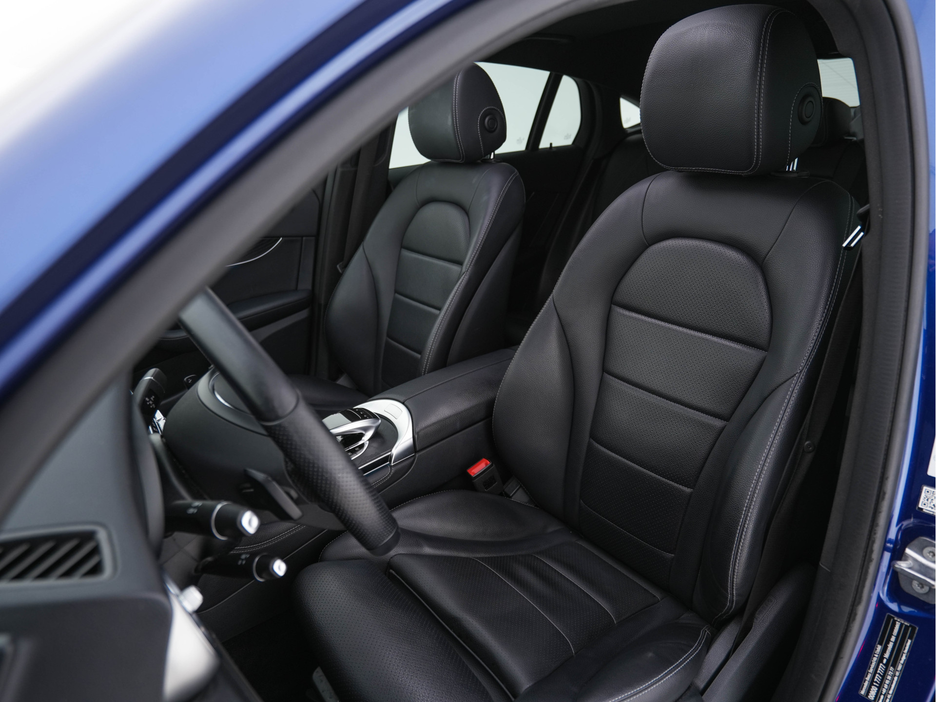 Mercedes-Benz GLC-klasse Coupé 350 d 4Matic AMG-Sportpack Premium Plus Aut. *PANO | LEATHER | FULL-LED |  NAVI-FULLMAP | ECC | CAMERA | PDC | SHIFT-PADDLES | CRUISE | AMBIENT-LIGHT | TOWBAR | HEATED-SPORTSEATS | PRIVACY-GLASS | 20"ALU*