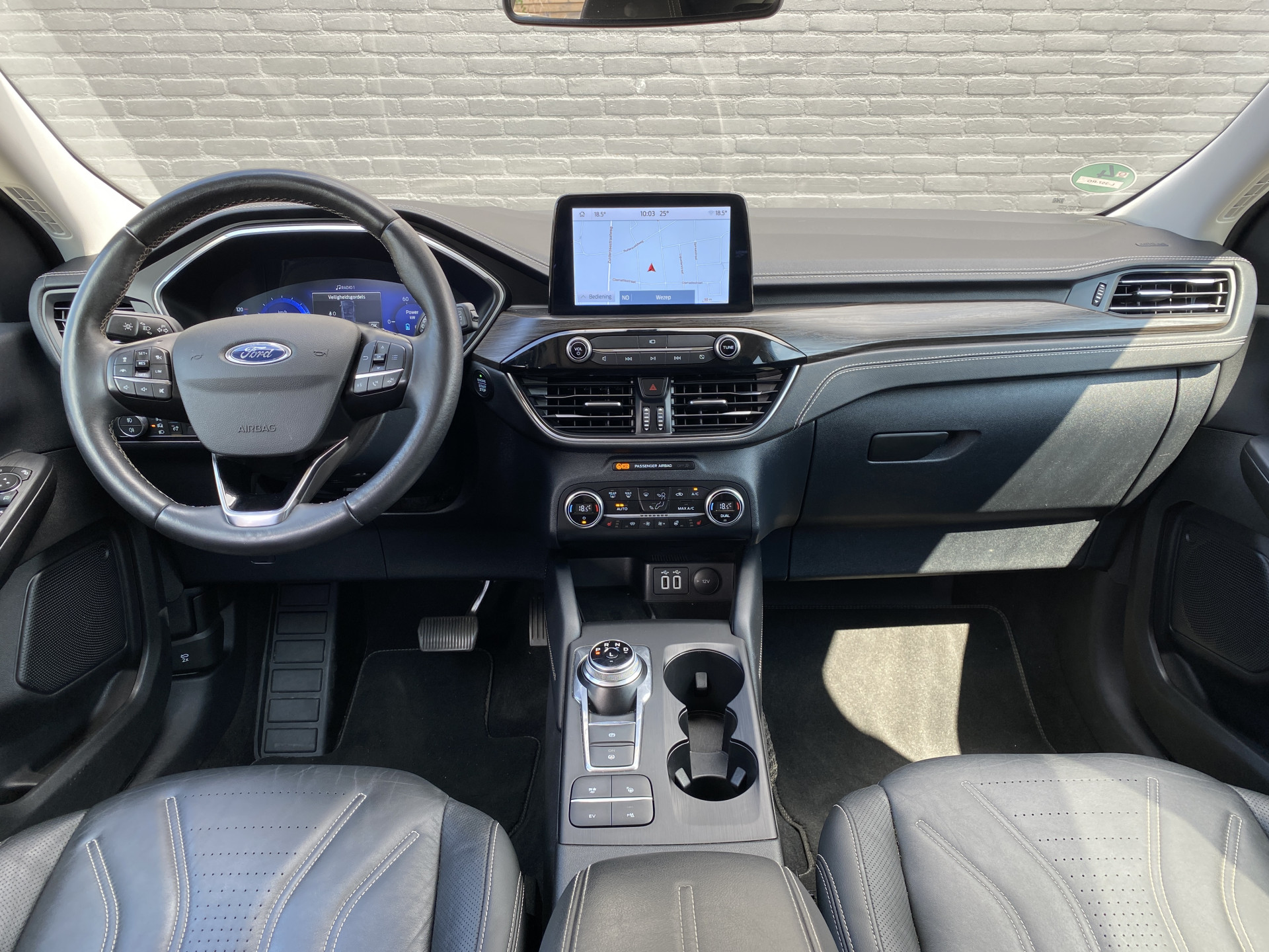 Ford Kuga 2.5 PHEV Vignale 225 pk | dealer onderh. | panoramadak | leder interieur | elektr. v. stoelen | navigatie | B&O audio