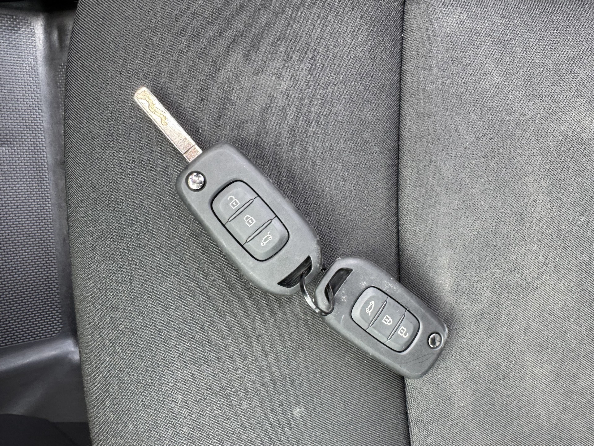 Renault Kangoo 1.5  dCi 75pk L1 Airco Cruise control Parkeersensoren