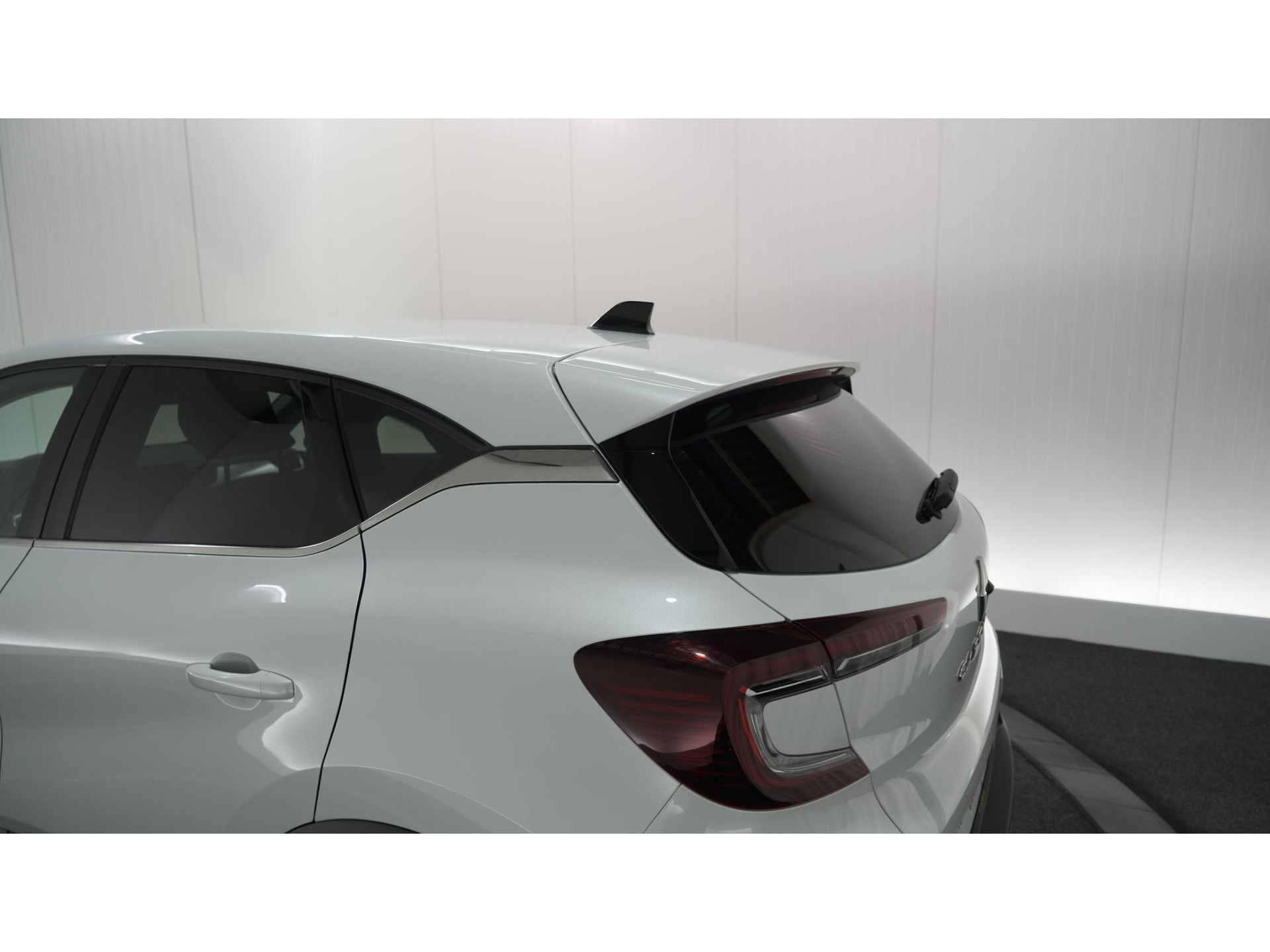Renault Captur TCe 90 Techno | Camera | Navigatie | Pack Winter | Apple Carplay