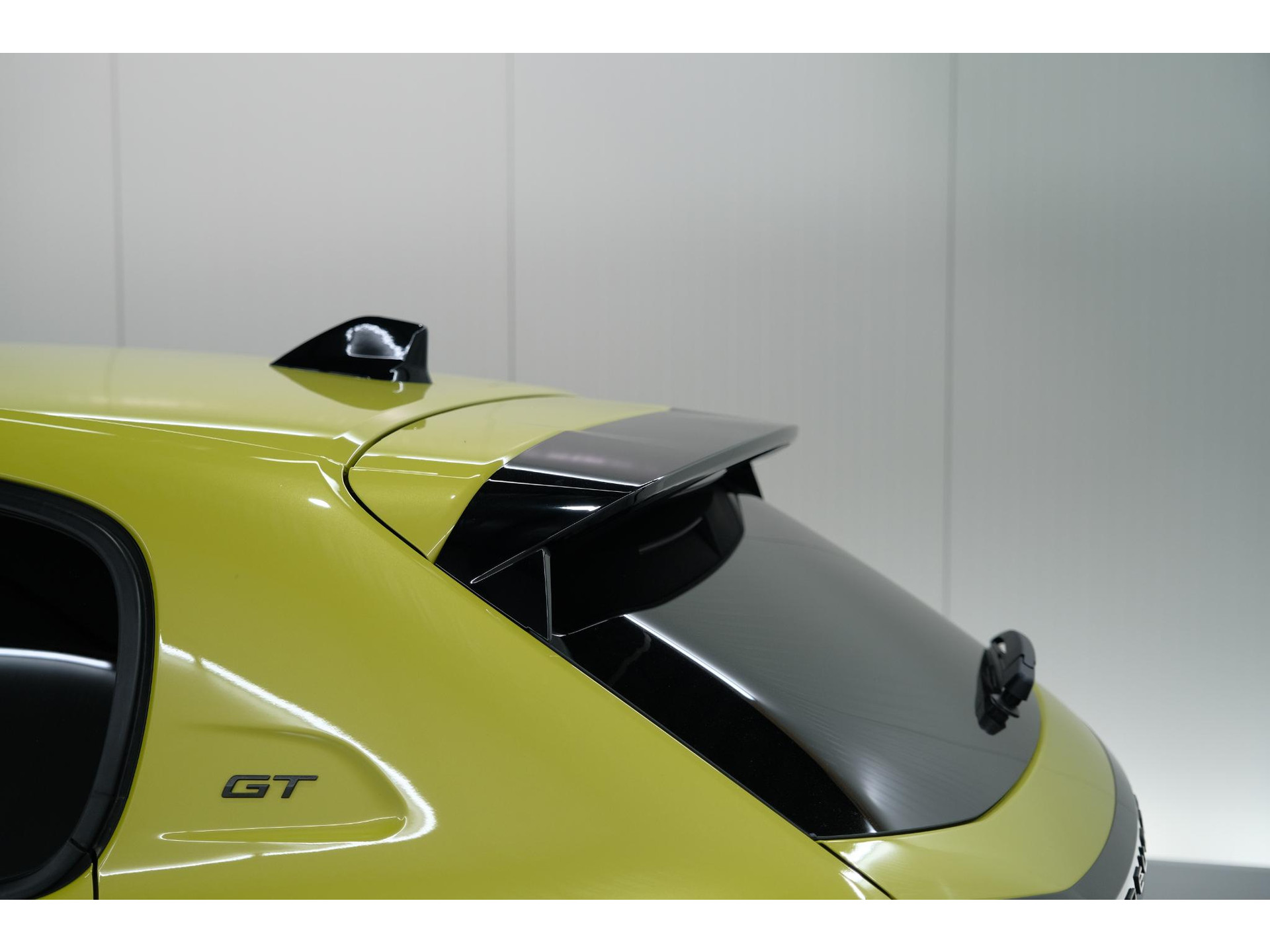 Peugeot 208 PureTech 100 GT | Camera | Apple Carplay | Parkeersensoren