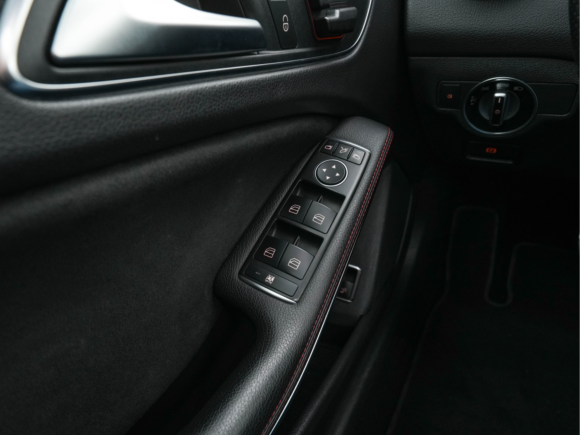 Mercedes-Benz GLA-klasse AMG 45 4MATIC *PANO | XENON | LEATHER-ALCANTARA | MEMORY-PACK | HARMAN/KARDON-AUDIO | KEYLESS |  CAMERA | SPORT-SEATS | HEATED-SEATS | NAVI-FULLMAP | SHIFT-PADDLES  | ECC | PDC | CRUISE | 20''ALU*