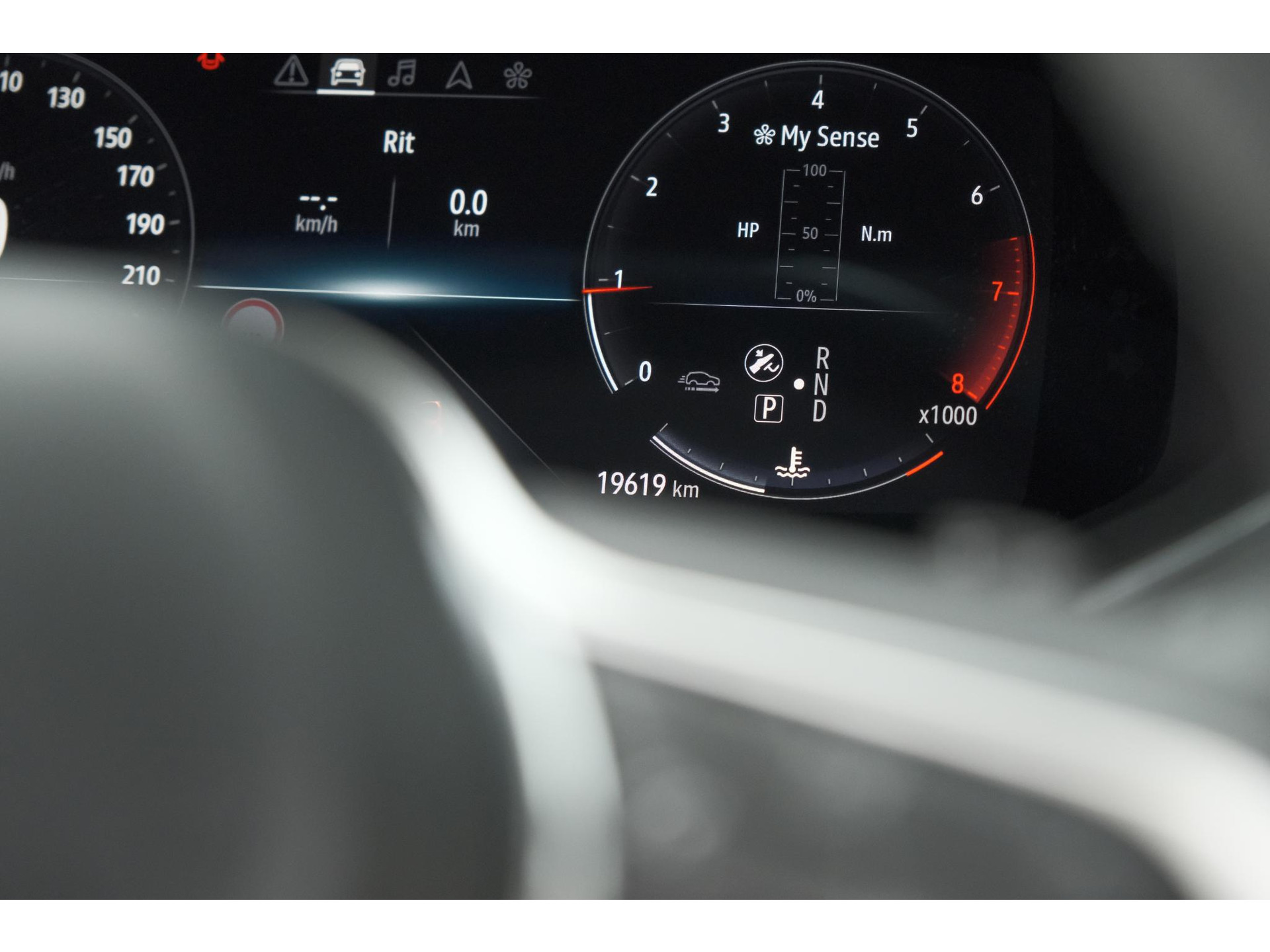 Renault Captur Mild Hybrid 140 EDC Techno | Camera | 9.3 Inch Scherm | Apple Carplay | Parkeersensoren | Allseason Banden | Stoelverwarming