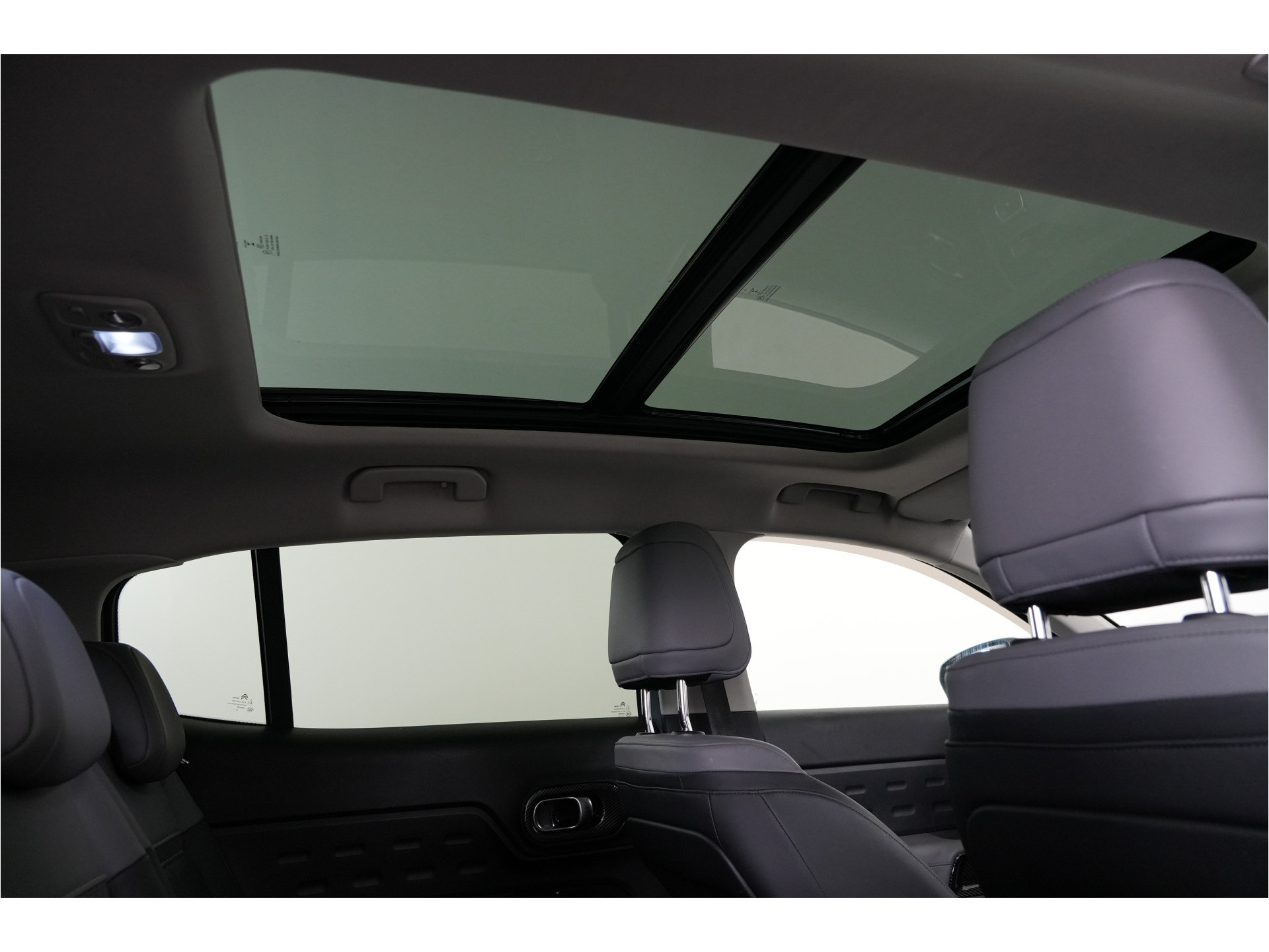 Citroën C5 Aircross 1.6 Shine 225 pk PHEV | SOH 95.5% | Pano | Leder | Massage | Adaptieve Cruise | El. stl. verst. | Inparkeer |