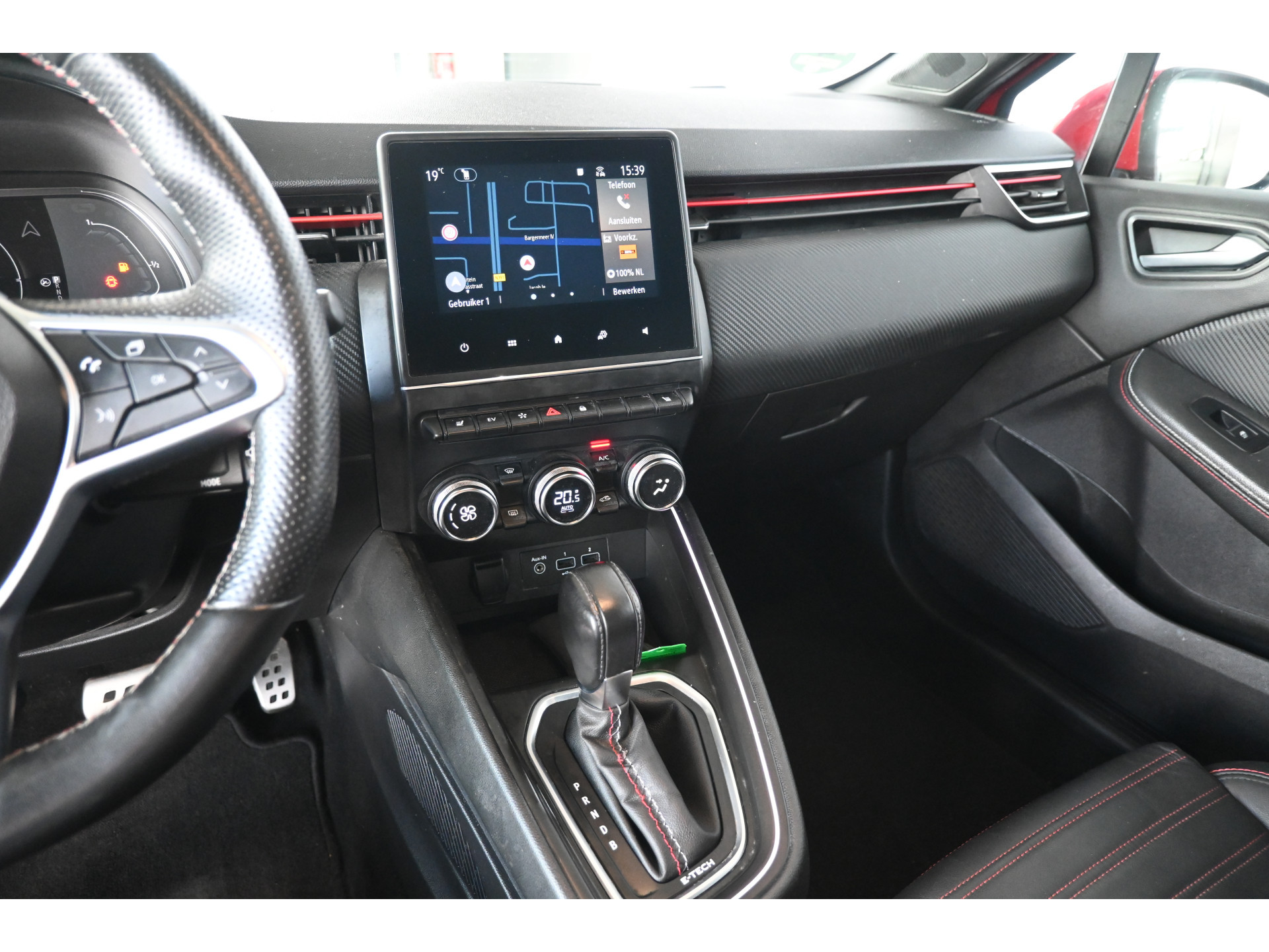 Renault Clio 1.6 E-Tech Hybrid 140 R.S. Line Navigatie Cruise Trekhaak Clima 1e Eigenaar 100% Onderhouden! Inruil Mogelijk!