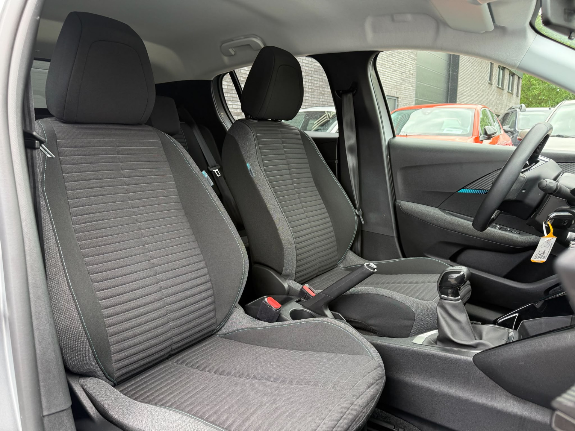 Peugeot 208 75PK Style | 1E EIGENAAR | 3/6/12MND GARANTIE| LED | CARPLAY | NAVI | CRUISE | CLIMA | LMV |