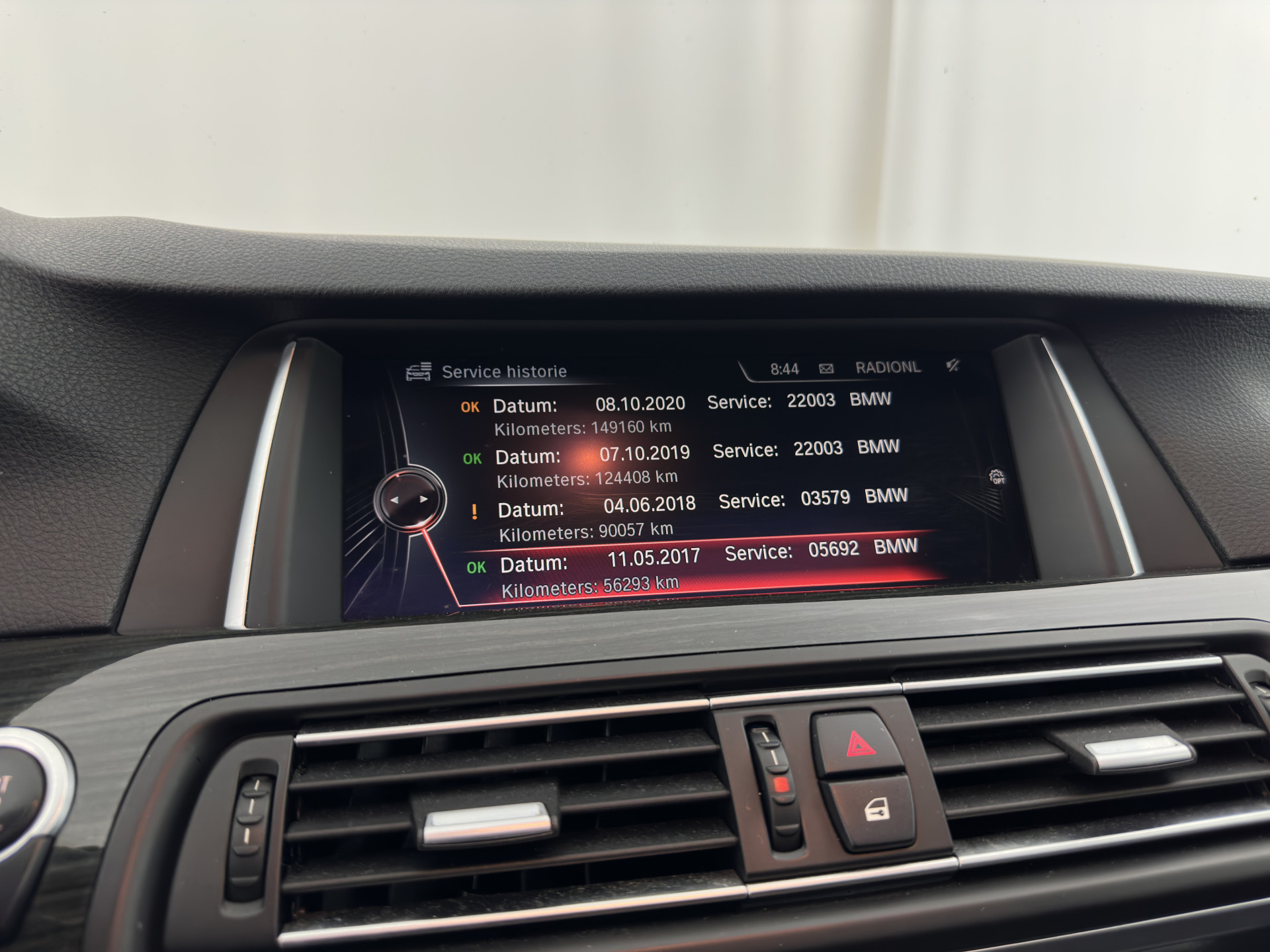 BMW 5-serie 518d Luxury-Line High Executive Aut. *PANO | LUXURY-LEATHER | BI-XENON | NAVI-FULLMAP | HEATED-COMFORTSEATS | HIFI-SOUND | CAMERA | ECC | PDC | CRUISE | 18''ALU*