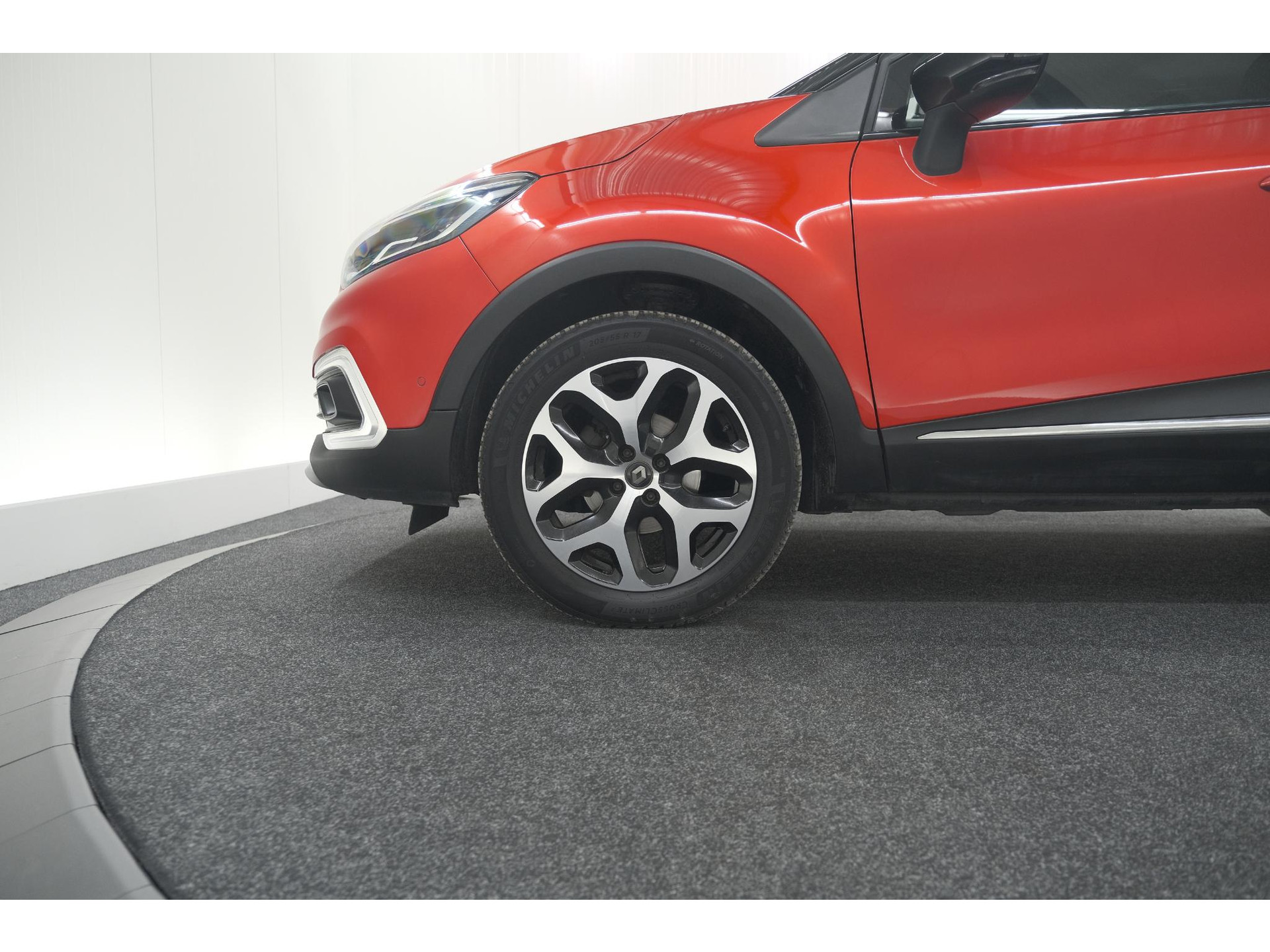 Renault Captur TCe 90 Intens | Trekhaak | Camera | Dodehoekdetectie | Navigatie