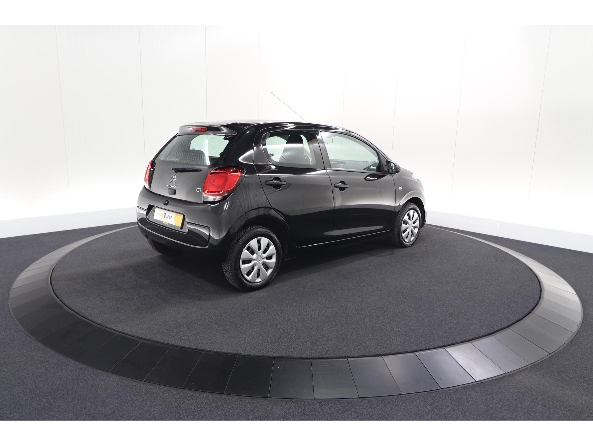 Citroen C1 1.0 VTi Feel | AllSeason banden | Radio | Bluetooth | Airco | 5 Deurs