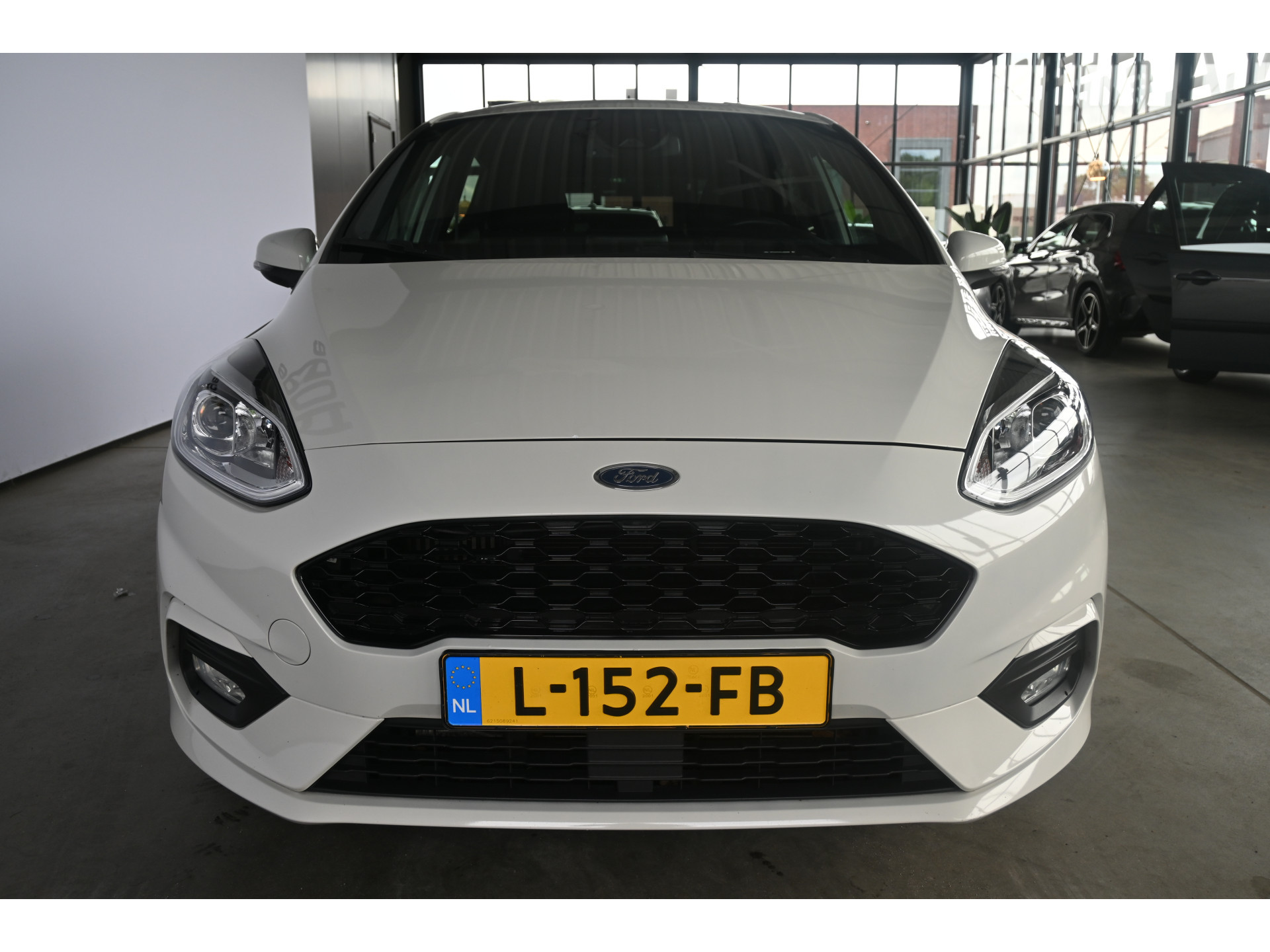 Ford Fiesta 1.0 EcoBoost ST-Line Navigatie Stuur/Stoelverwarming LED Carplay Rijklaarprijs! Inruil Mogelijk!