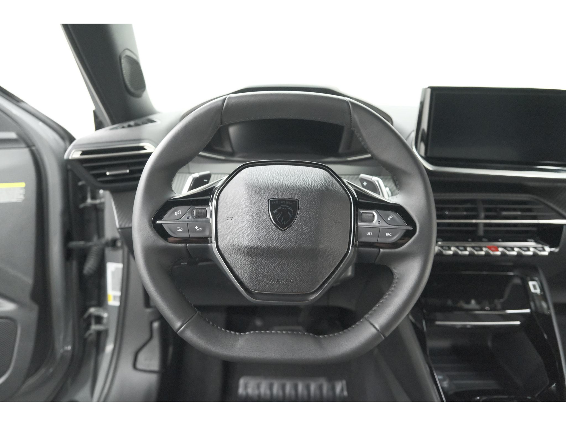 Peugeot 2008 Hybrid 145 e-DCS6 Allure | 360 Camera | Adaptieve Cruise Control | Dodehoekdetectie | Navigatie