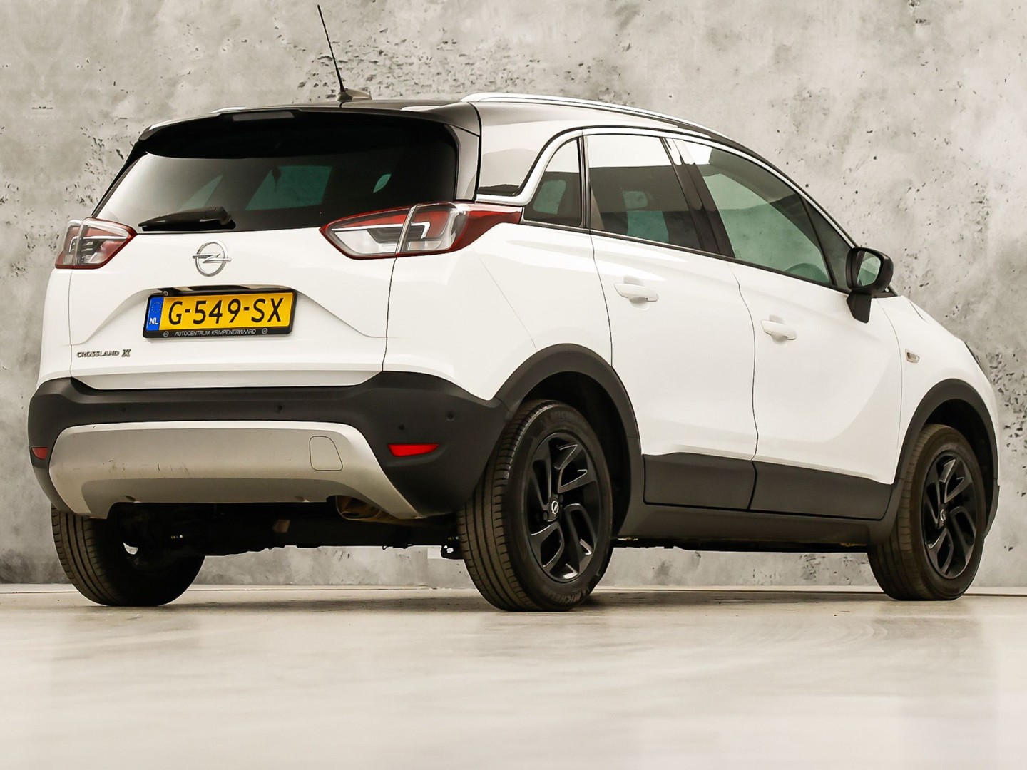 Opel Crossland X 1.2 Turbo Innovation (APPLE CARPLAY, GROOT NAVI, CLIMATE, STUUR/STOELVERWARMING, 360 CAMERA, SPORTSTOELEN, GETINT GLAS, CRUISE, LM VELGEN, NIEUWSTAAT)