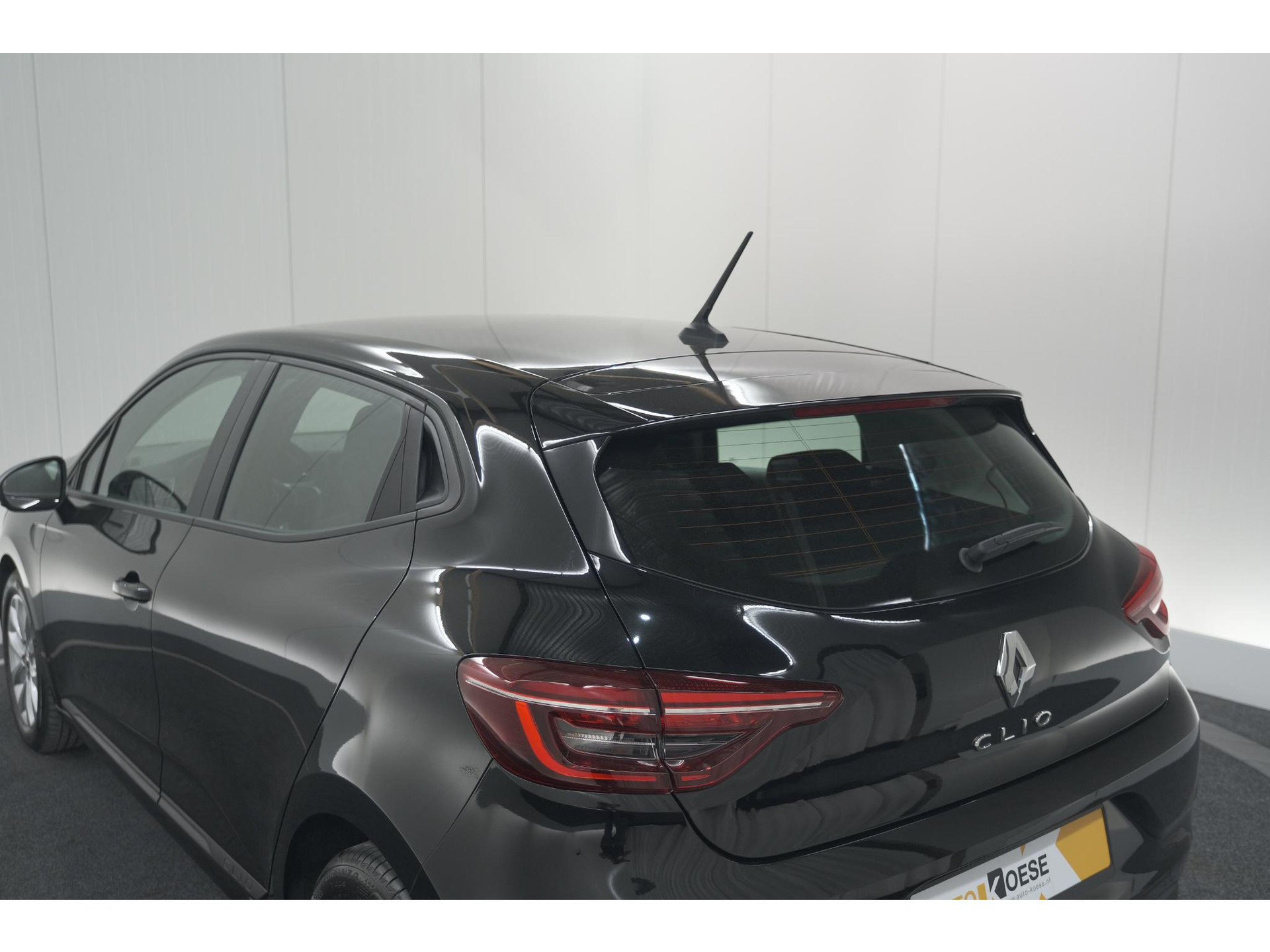 Renault Clio TCe 90 Equilibre | Parkeersensoren | Apple Carplay | Cruise Control