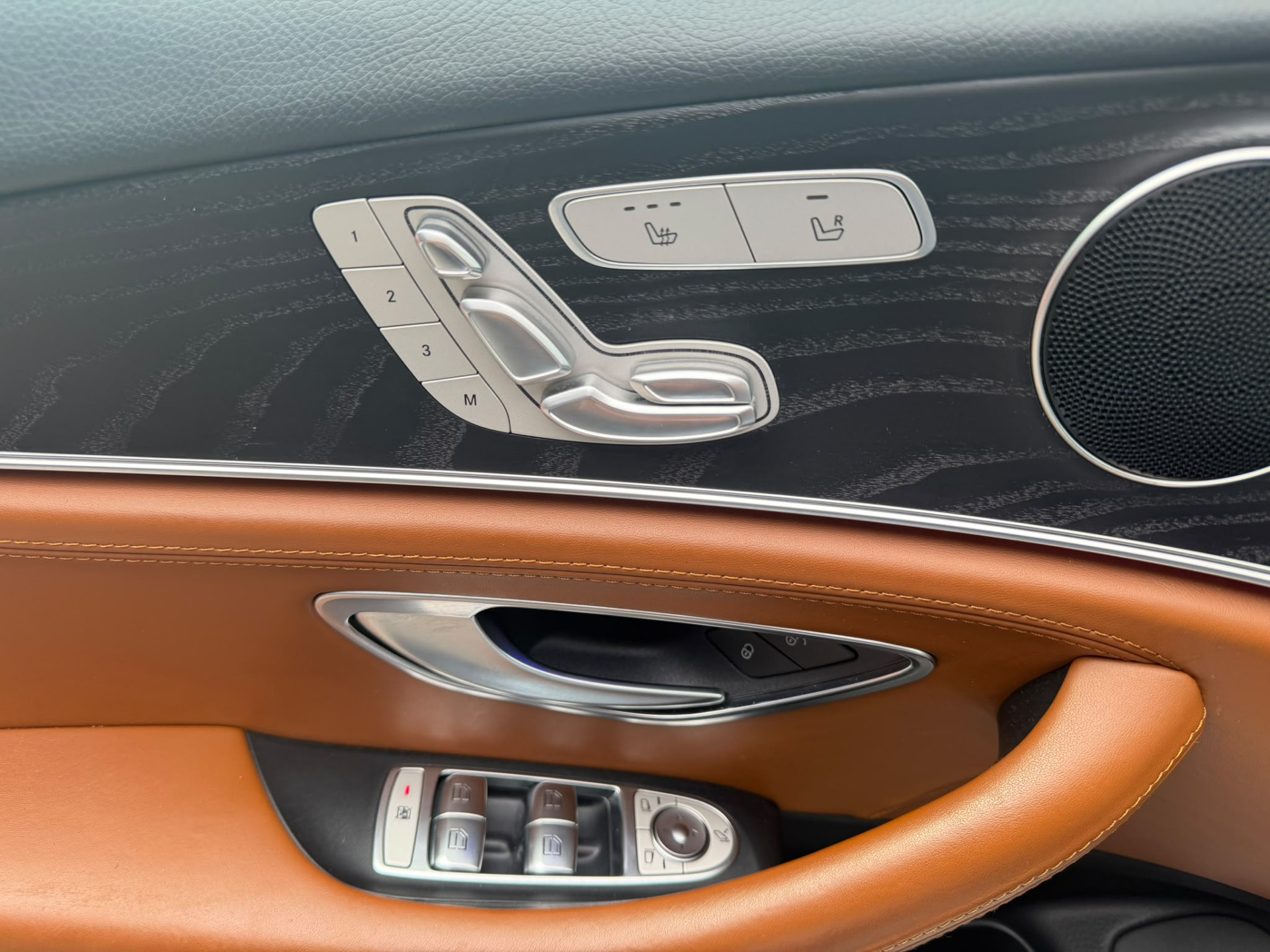 Mercedes-Benz E-klasse Estate 200 Premium 3/6/12 MND GARANTIE  | AUTOMAAT | NIEUWE APK | LEDER | PDC | NAVI | CRUISE |