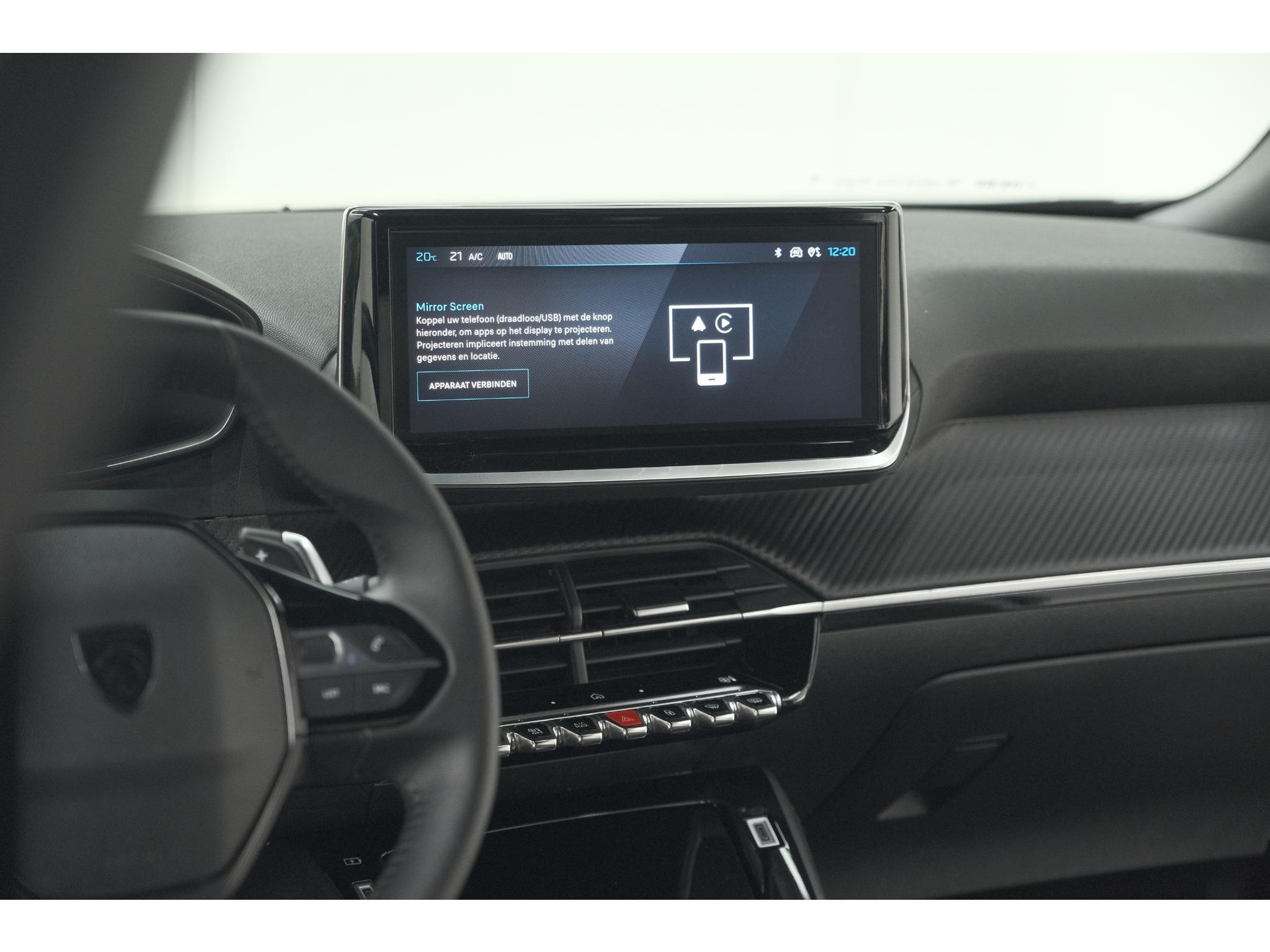 Peugeot 2008 Hybrid 136 e-DCS6 Allure | 360 Camera | Adaptieve Cruise Control | Dodehoekdetectie | Navigatie