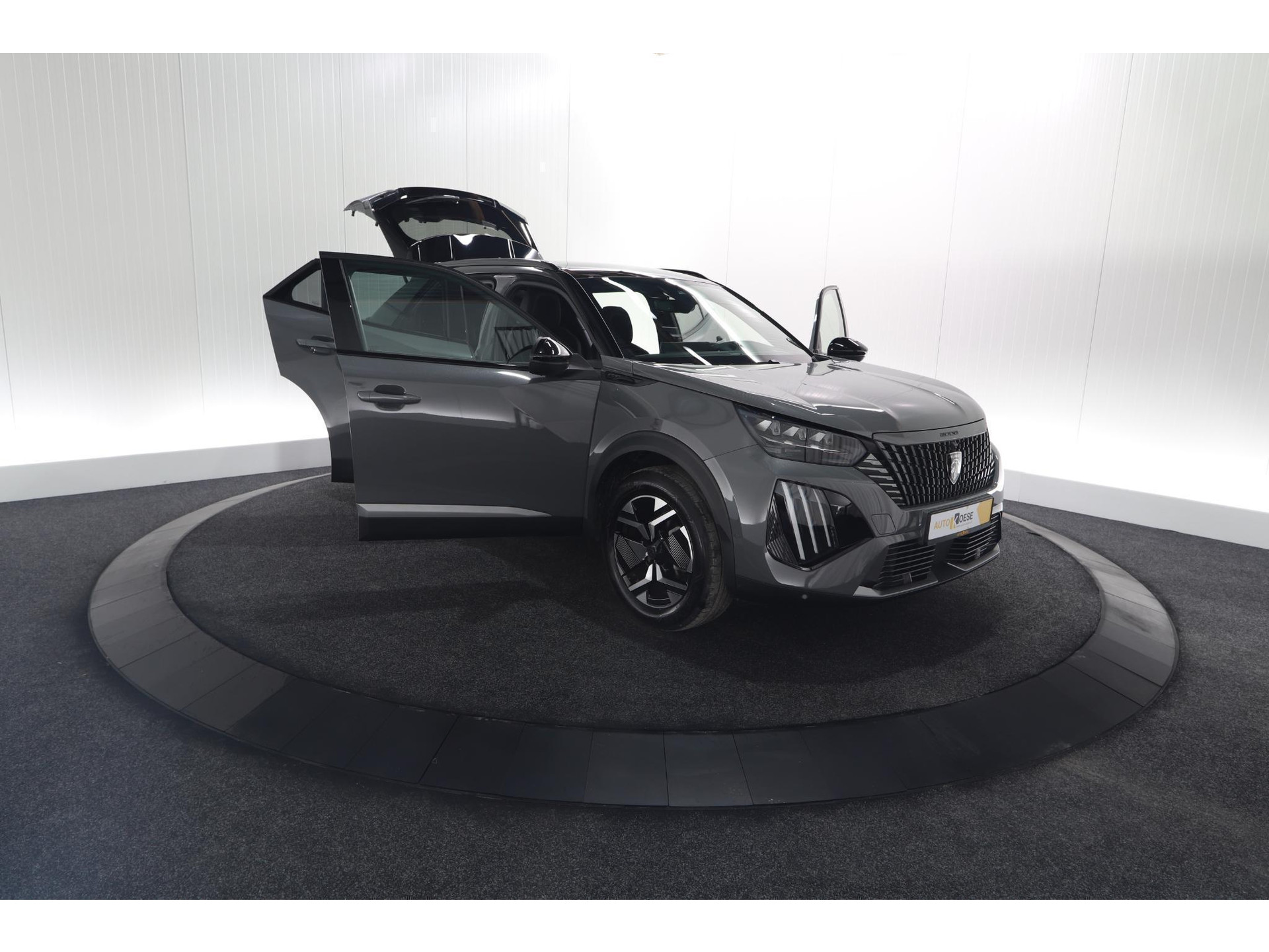 Peugeot 2008 PureTech 130 EAT8 GT | 360 Camera | Stoelmassage | Adaptieve Cruise Control | Dodehoekdetectie