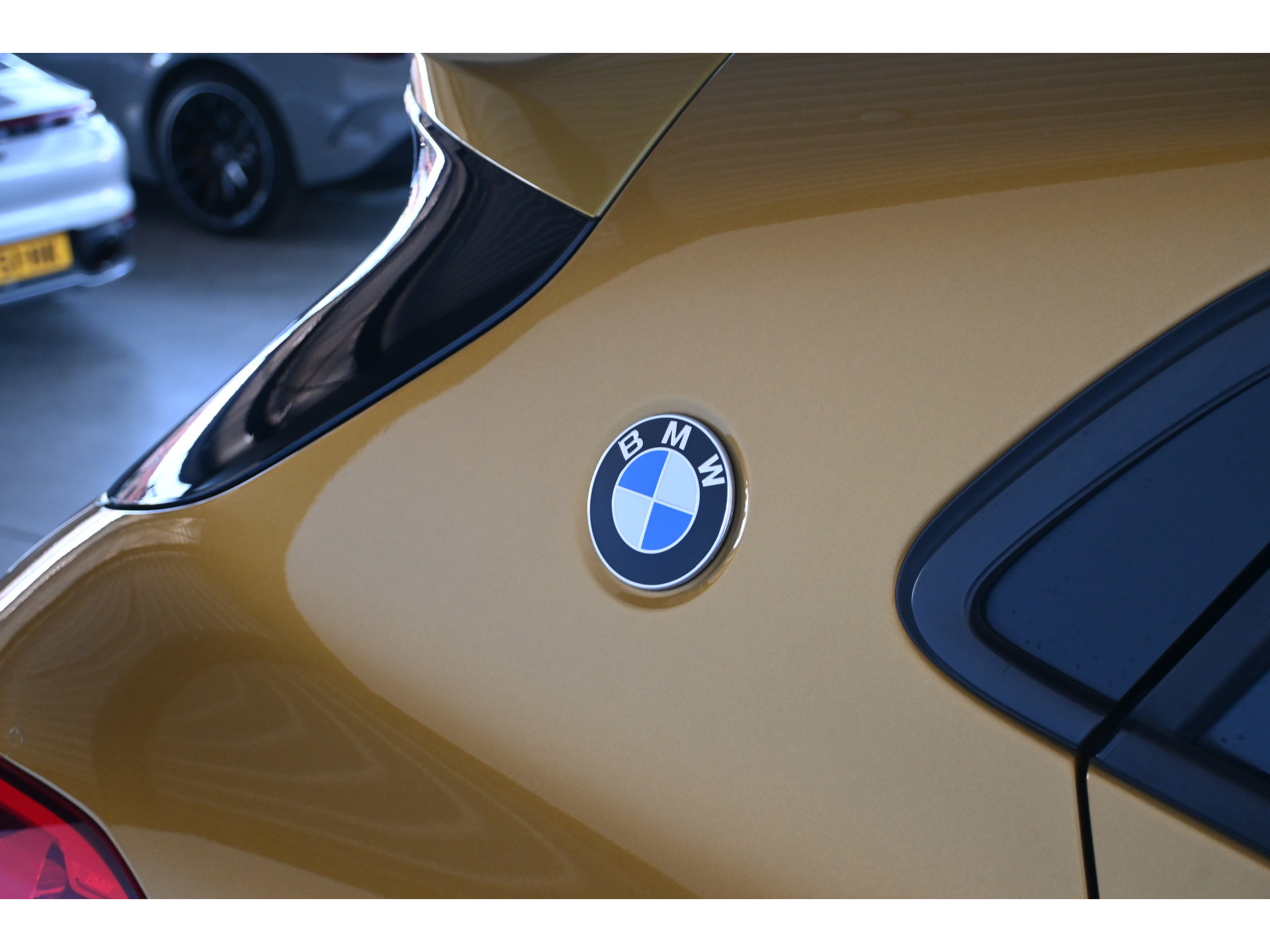 BMW X2 sDrive16d High Executive M-Sport Edition Clima Navigatie Head-Up Rijklaarprijs Inruil Mogelijk!