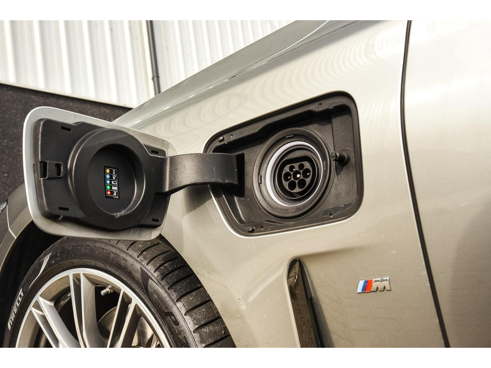 BMW 745Le High Executive | M Sport | Massage | Lounge