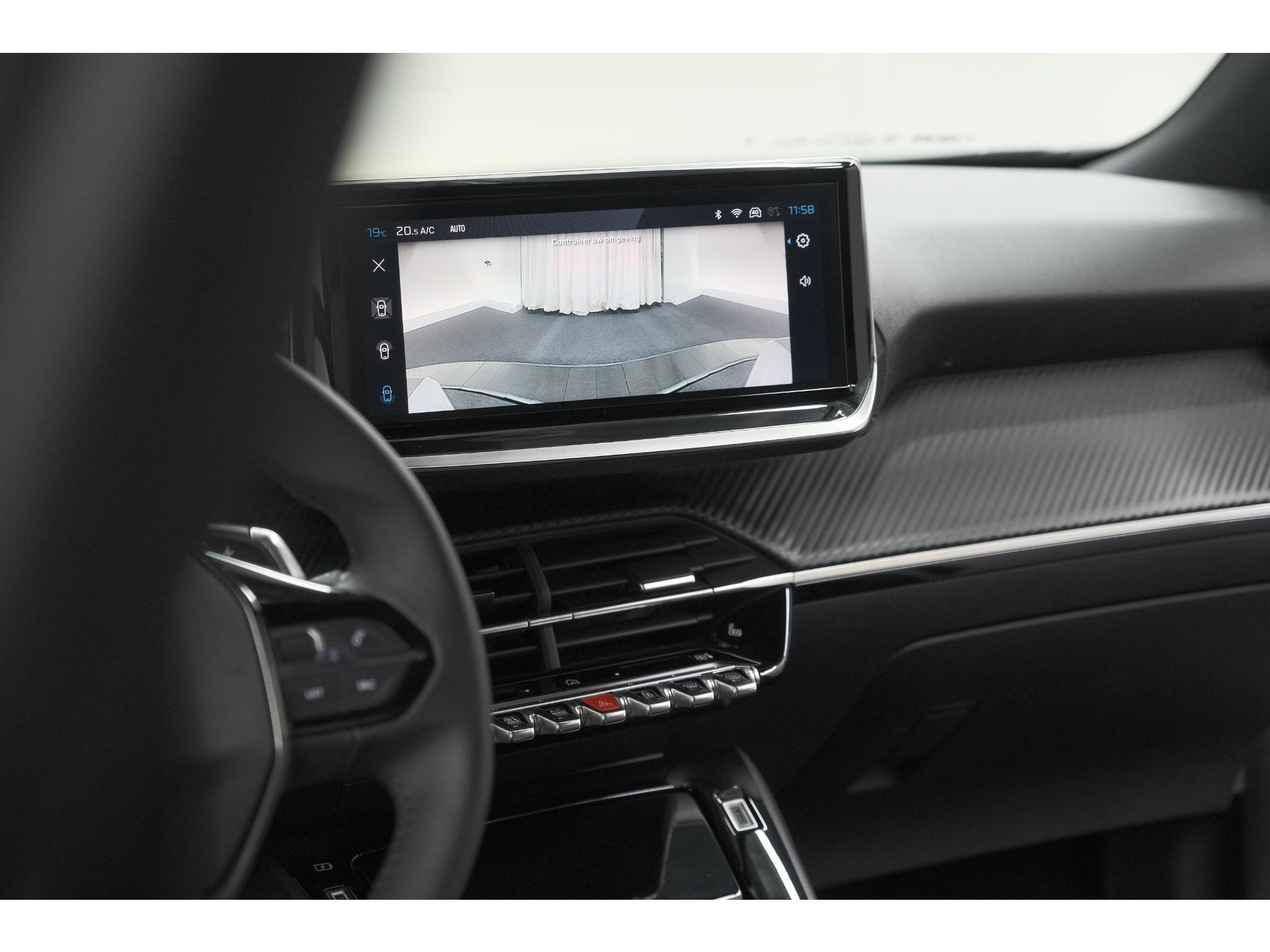 Peugeot 2008 PureTech 130 EAT8 Allure | Allseason banden | 360 Camera | Dodehoekdetectie | Apple Carplay | Stoelverwarming