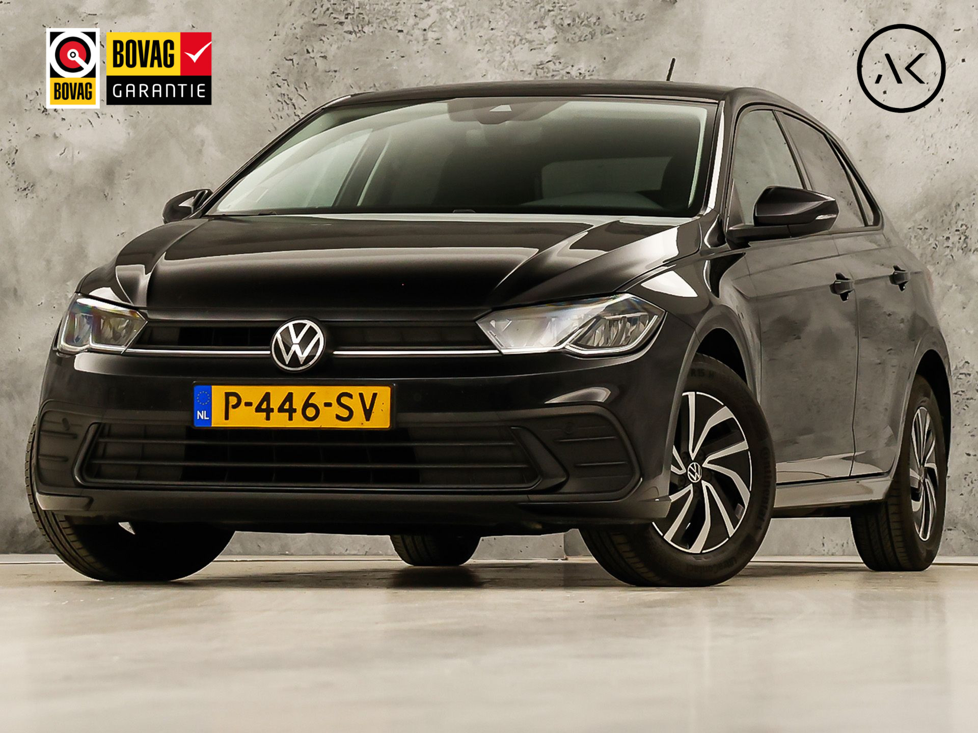 Volkswagen Polo 1.0 TSI Sport (VIRTUAL COCKPIT, 1e EIGENAAR, APPLE CARPLAY, GROOT NAVI, CLIMATE, STOELVERWARMING, SPORTSTOELEN, GETINT GLAS, LM VELGEN, CRUISE, PARKEERSENSOREN, NIEUWSTAAT)