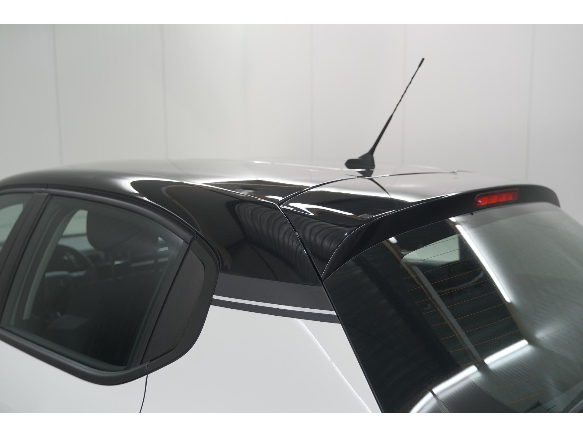 Citroen C3 PureTech 82 S&S Feel Edition | Parkeersensoren | Navigatie | Apple Carplay | Climate Control