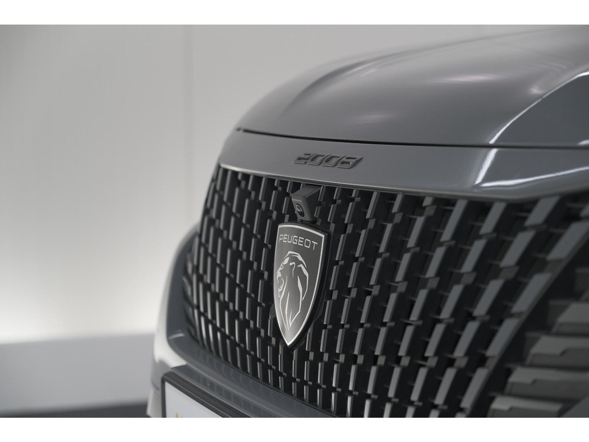 Peugeot 2008 PureTech 130 EAT8 Allure | 360 Camera | Adaptieve Cruise Control | Keyless | Dodehoekdetectie